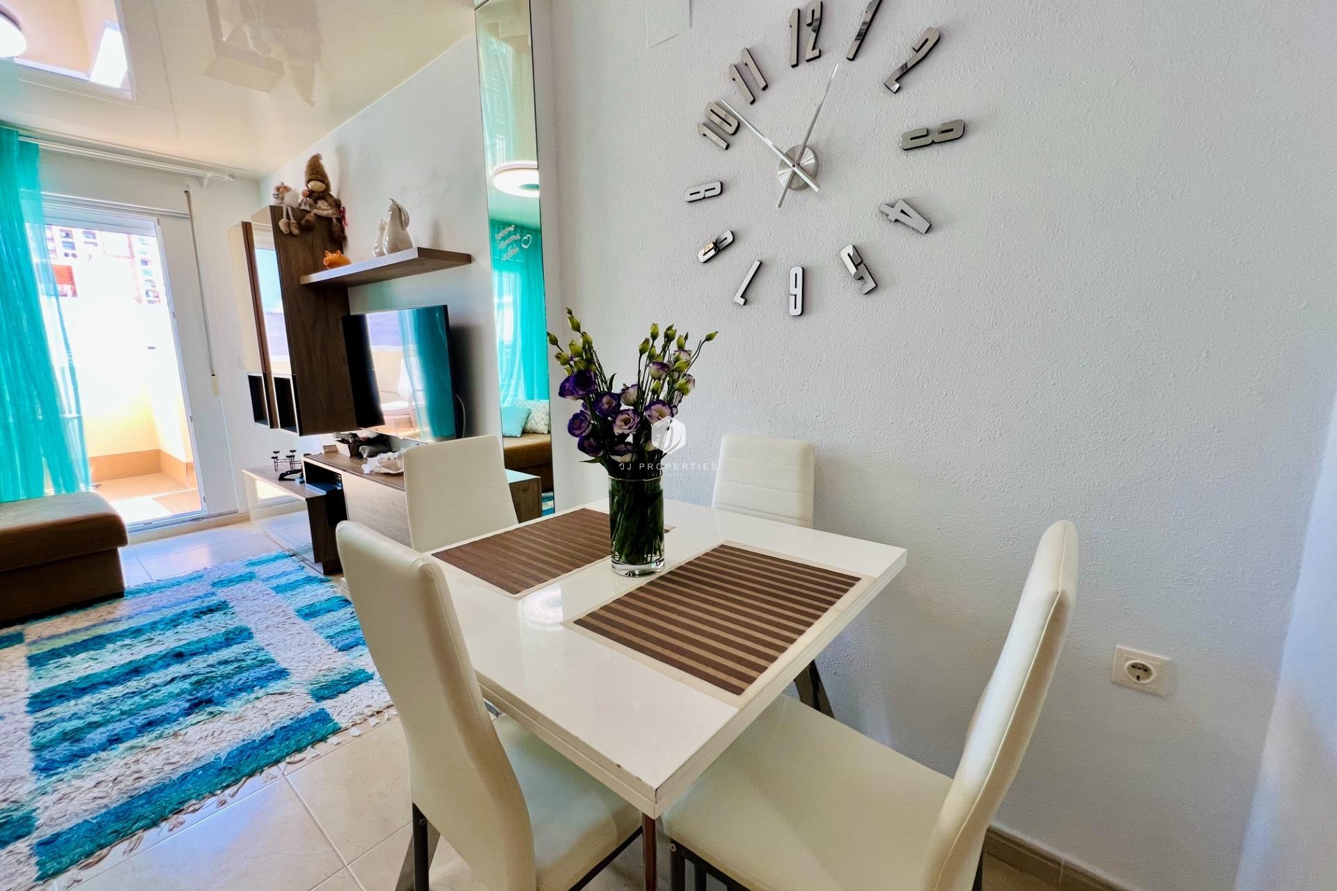 Z drugiej ręki - Daszek -
Torrevieja - Playa de los Locos