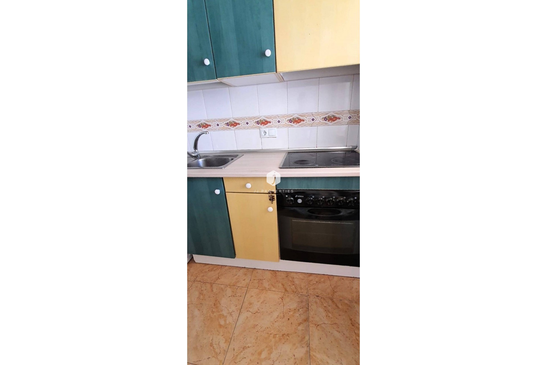 Z drugiej ręki - Daszek -
Torrevieja - Playa de los Locos
