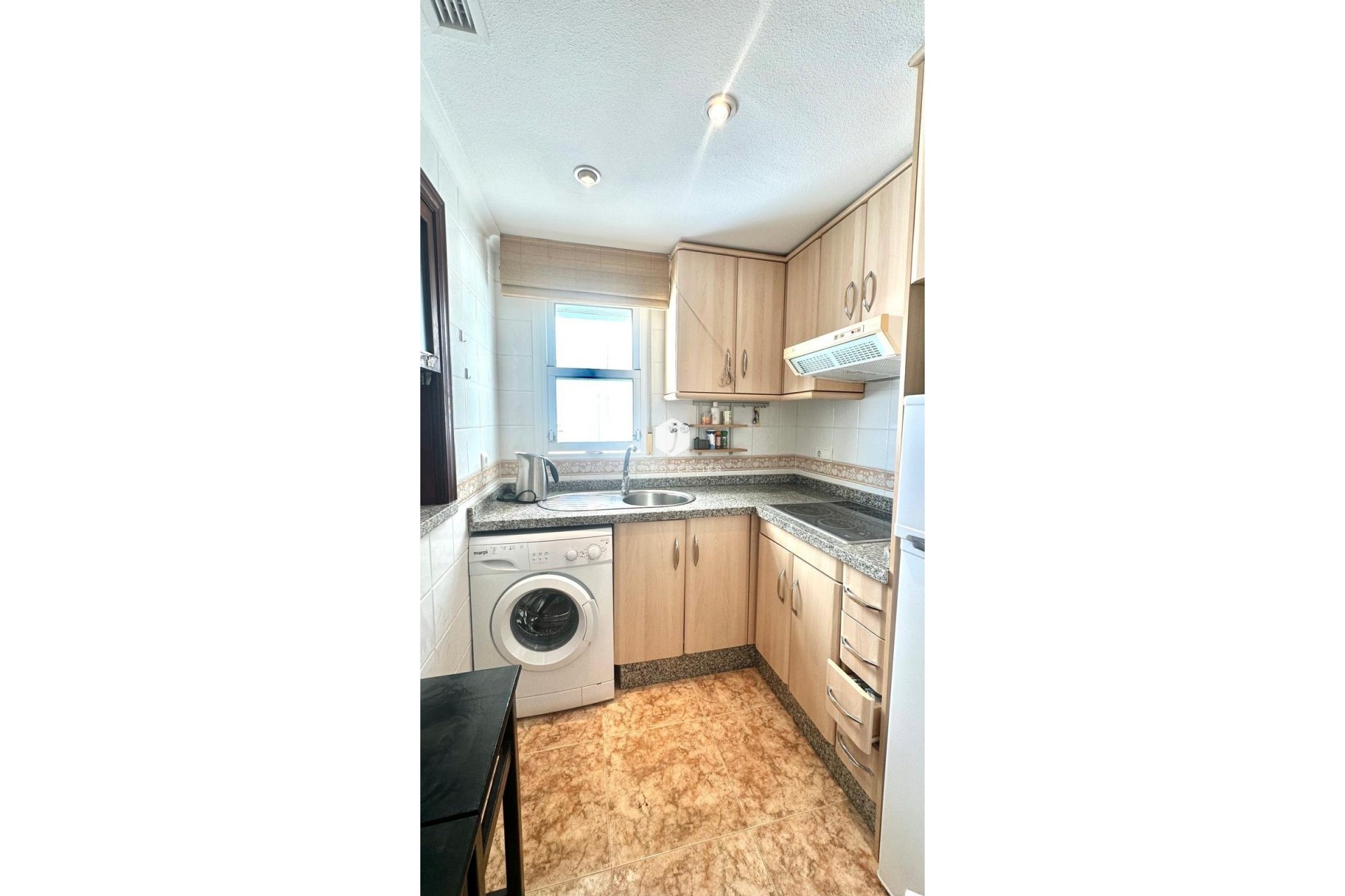 Z drugiej ręki - Daszek -
Torrevieja - Playa del Cura