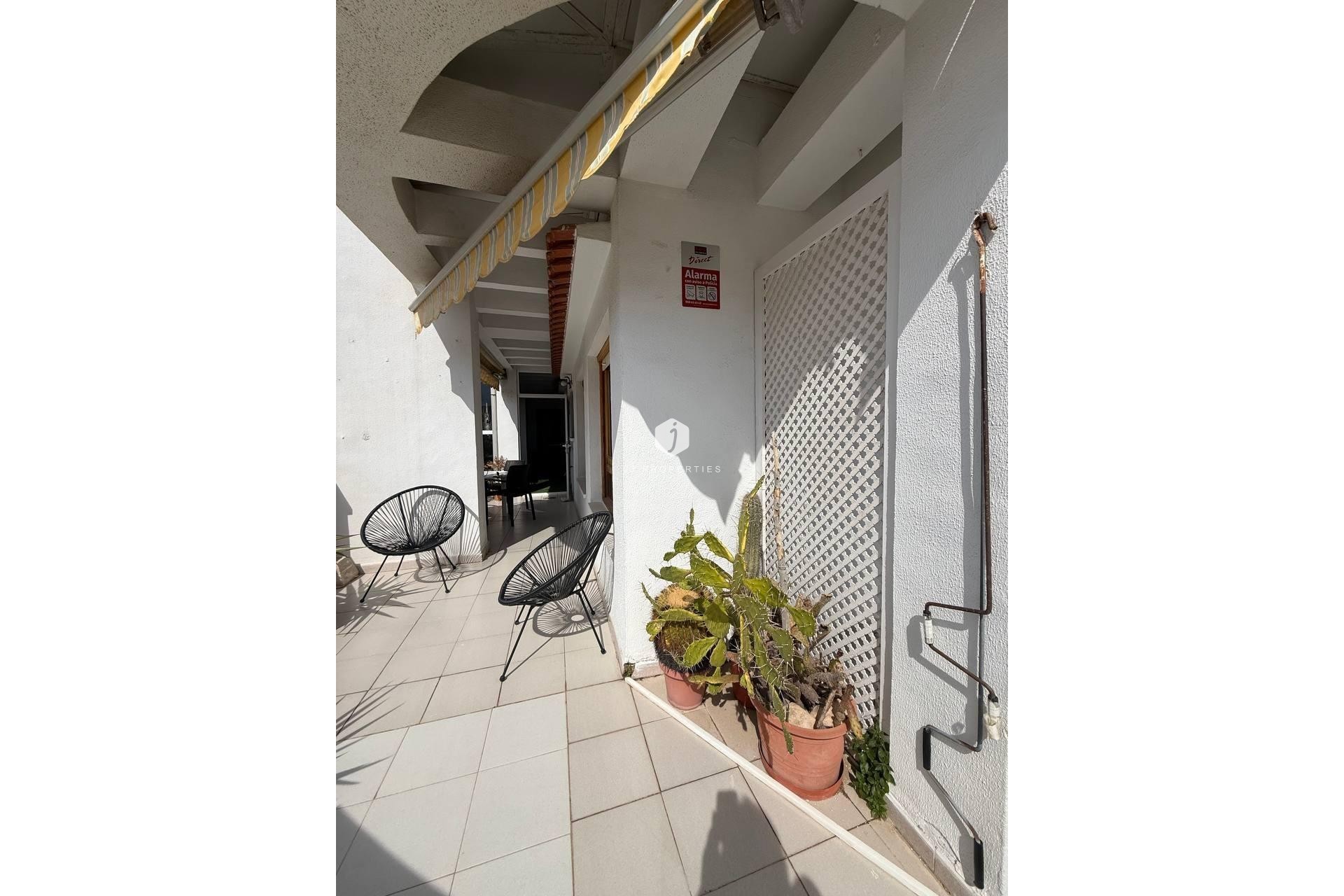 Z drugiej ręki - Daszek -
Torrevieja - Playa del Cura