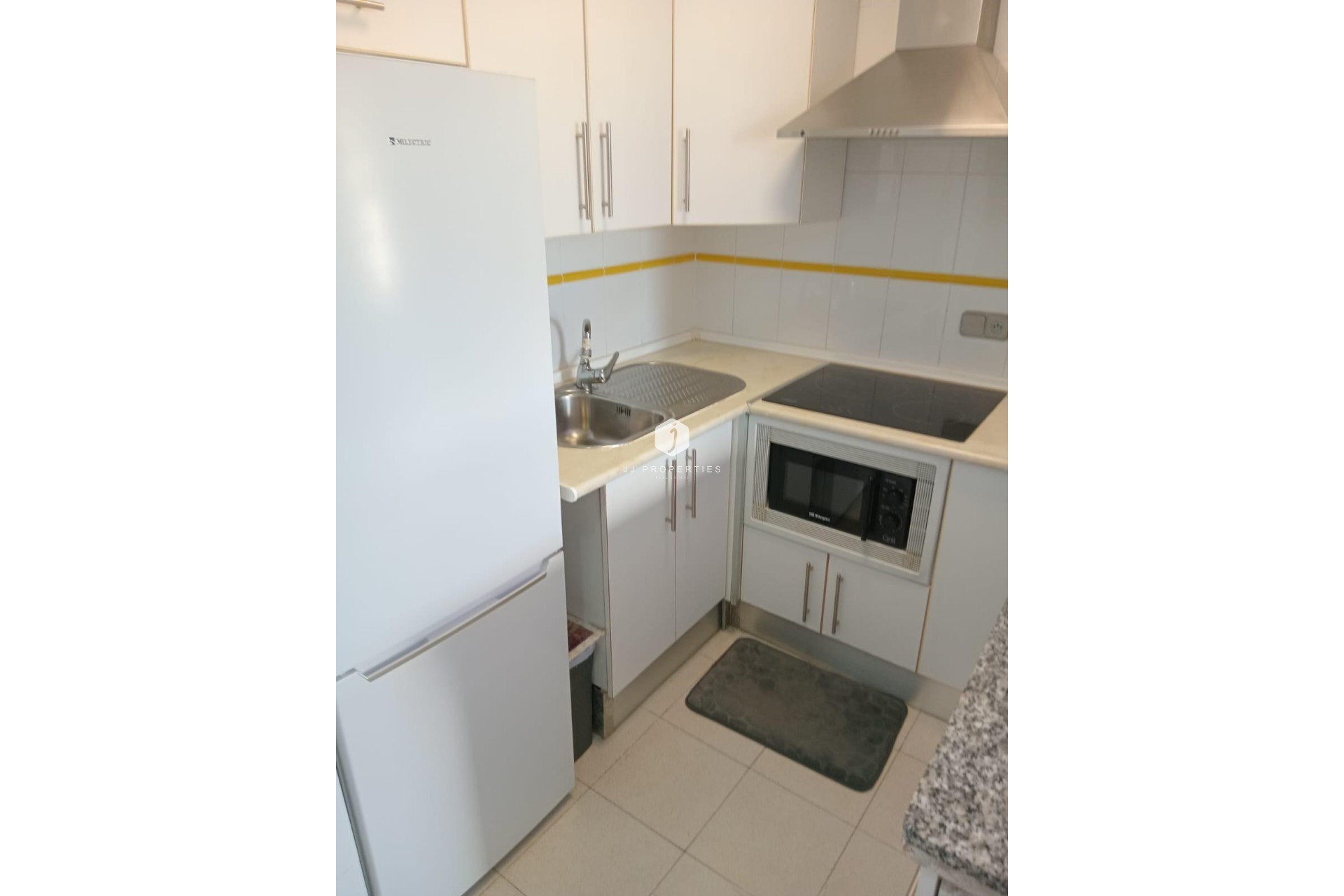 Z drugiej ręki - Daszek -
Torrevieja