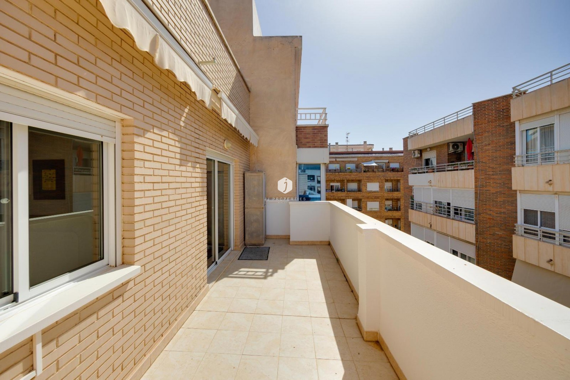 Z drugiej ręki - Daszek -
Torrevieja