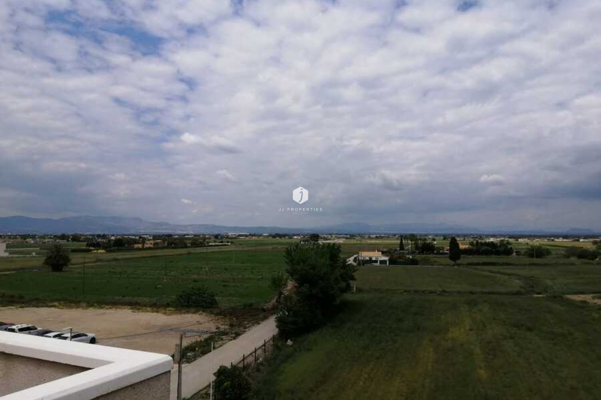 Z drugiej ręki - Dupleks -
Daya Vieja - Costa Blanca