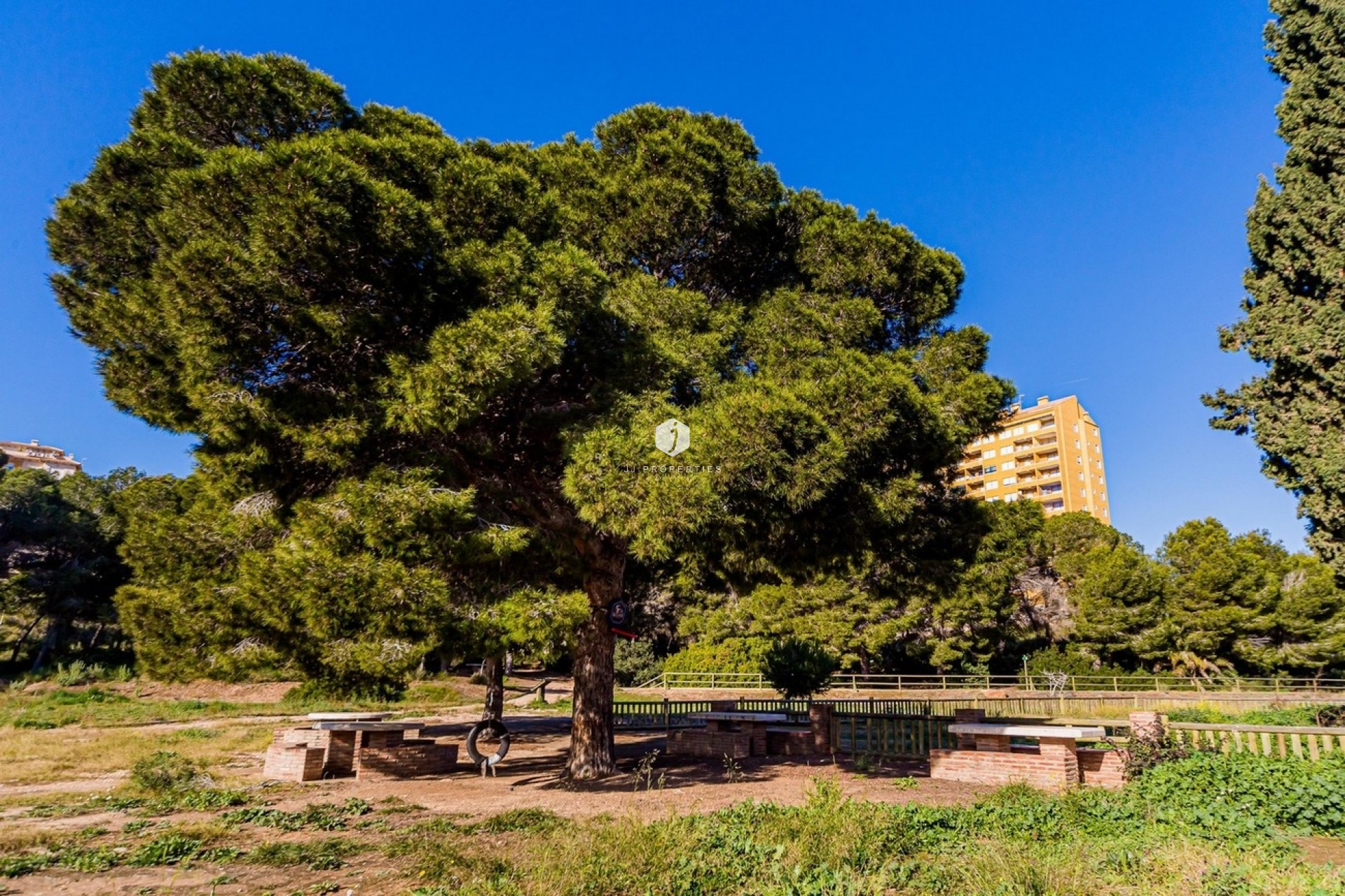 Z drugiej ręki - Dupleks -
Dehesa de Campoamor - Costa Blanca