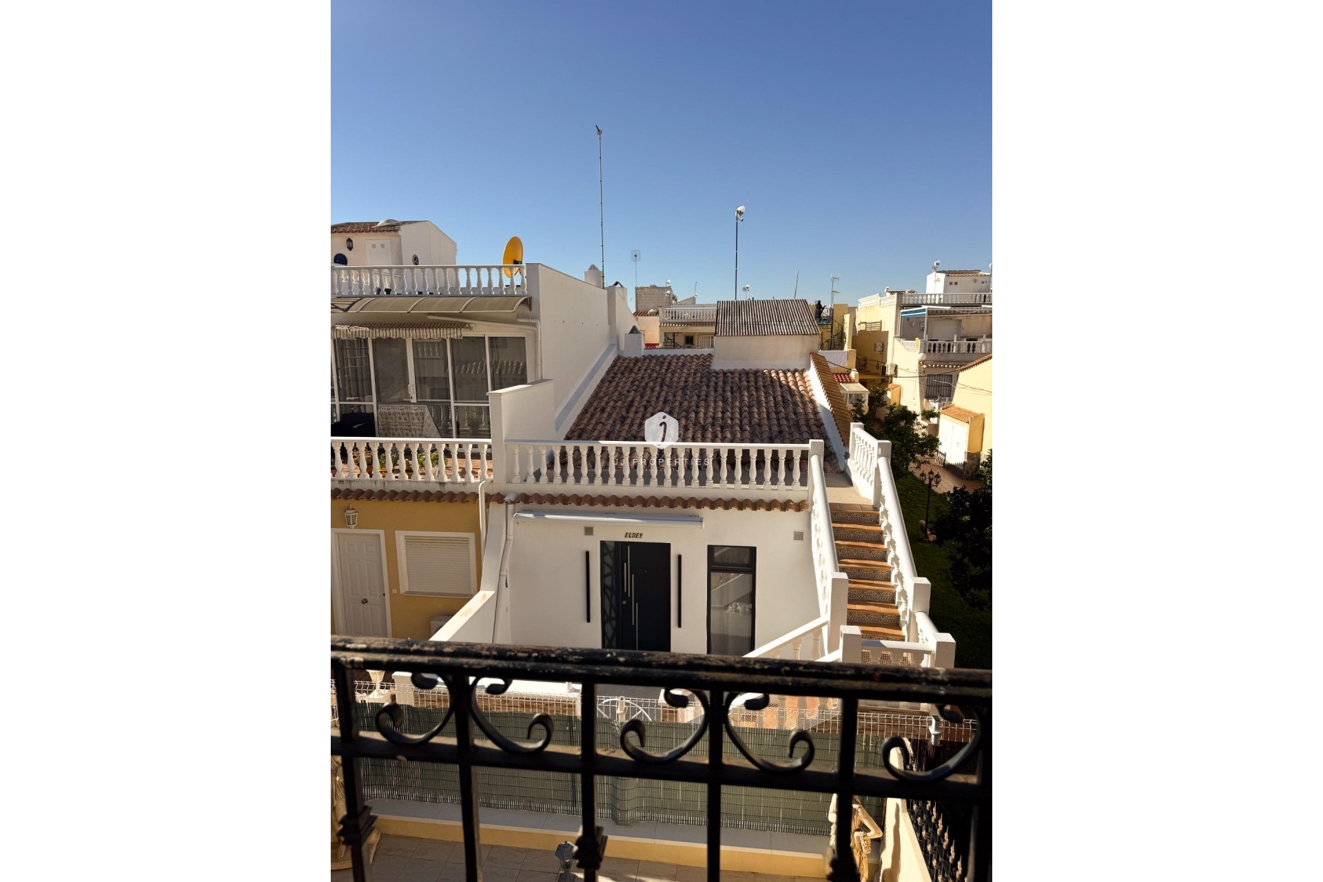 Z drugiej ręki - Dupleks -
Orihuela Costa - Los Almendros-la Florida