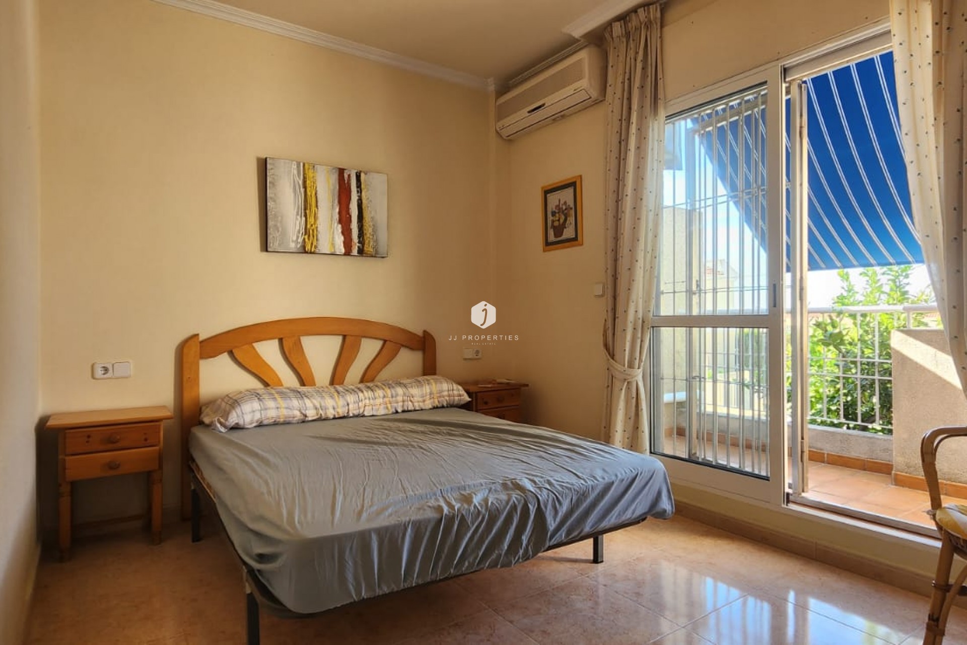 Z drugiej ręki - Dupleks -
Torrevieja - Costa Blanca