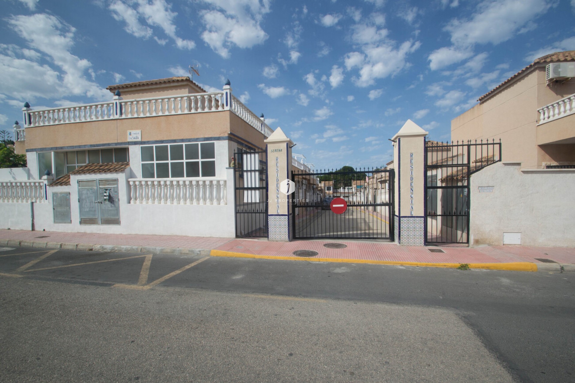 Z drugiej ręki - Dupleks -
Torrevieja - Costa Blanca