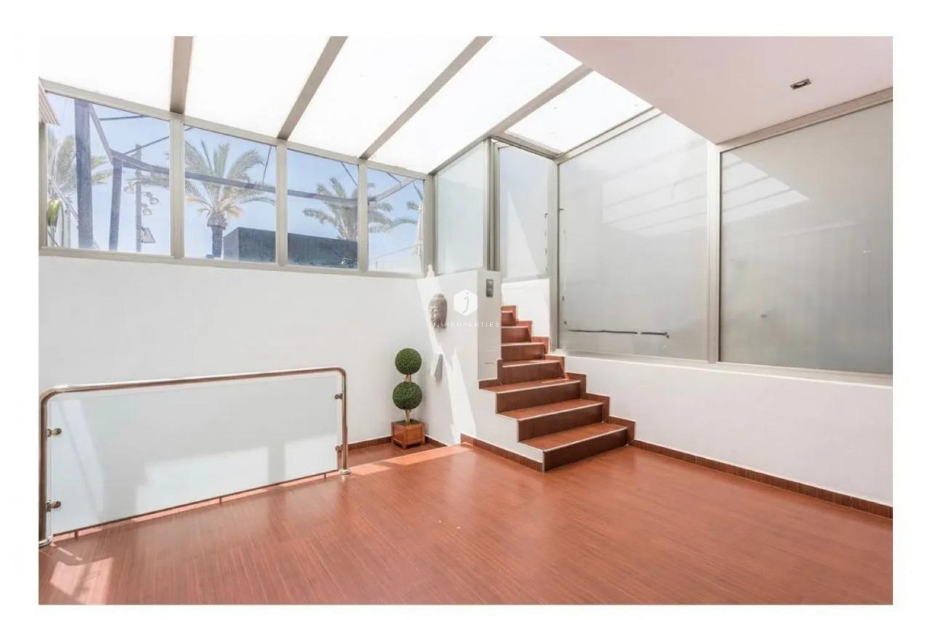 Z drugiej ręki - Dupleks -
Torrevieja - Playa del Cura