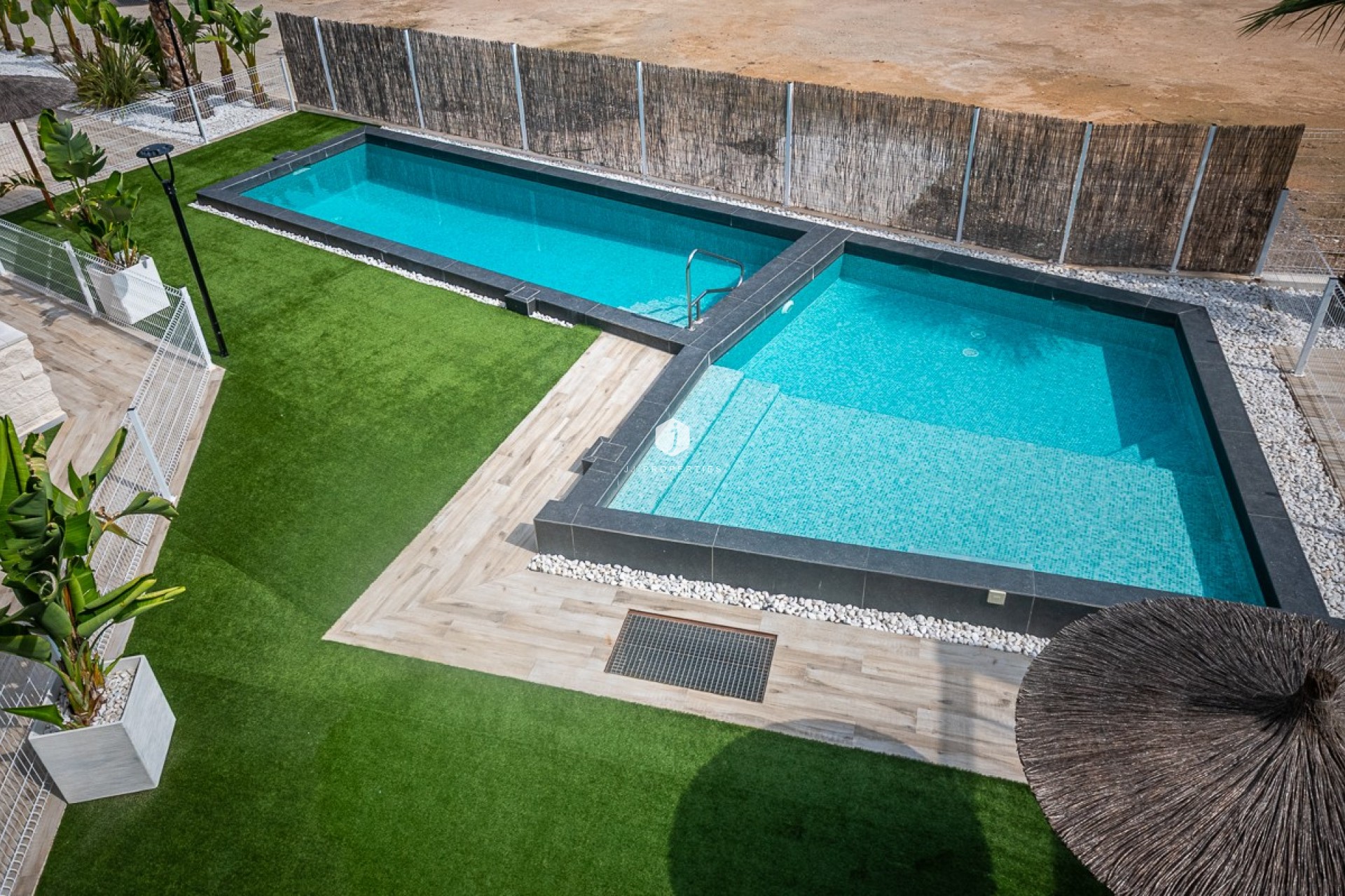 Z drugiej ręki - Mieszkanie w bloku -
Algorfa - Inland