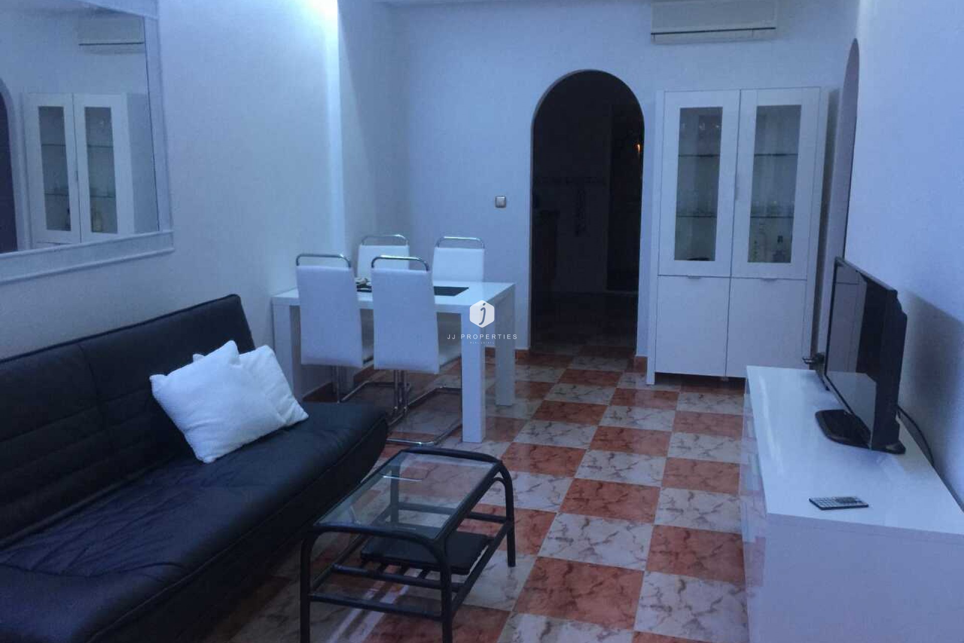 Z drugiej ręki - Mieszkanie w bloku -
Cabo Roig - Costa Blanca