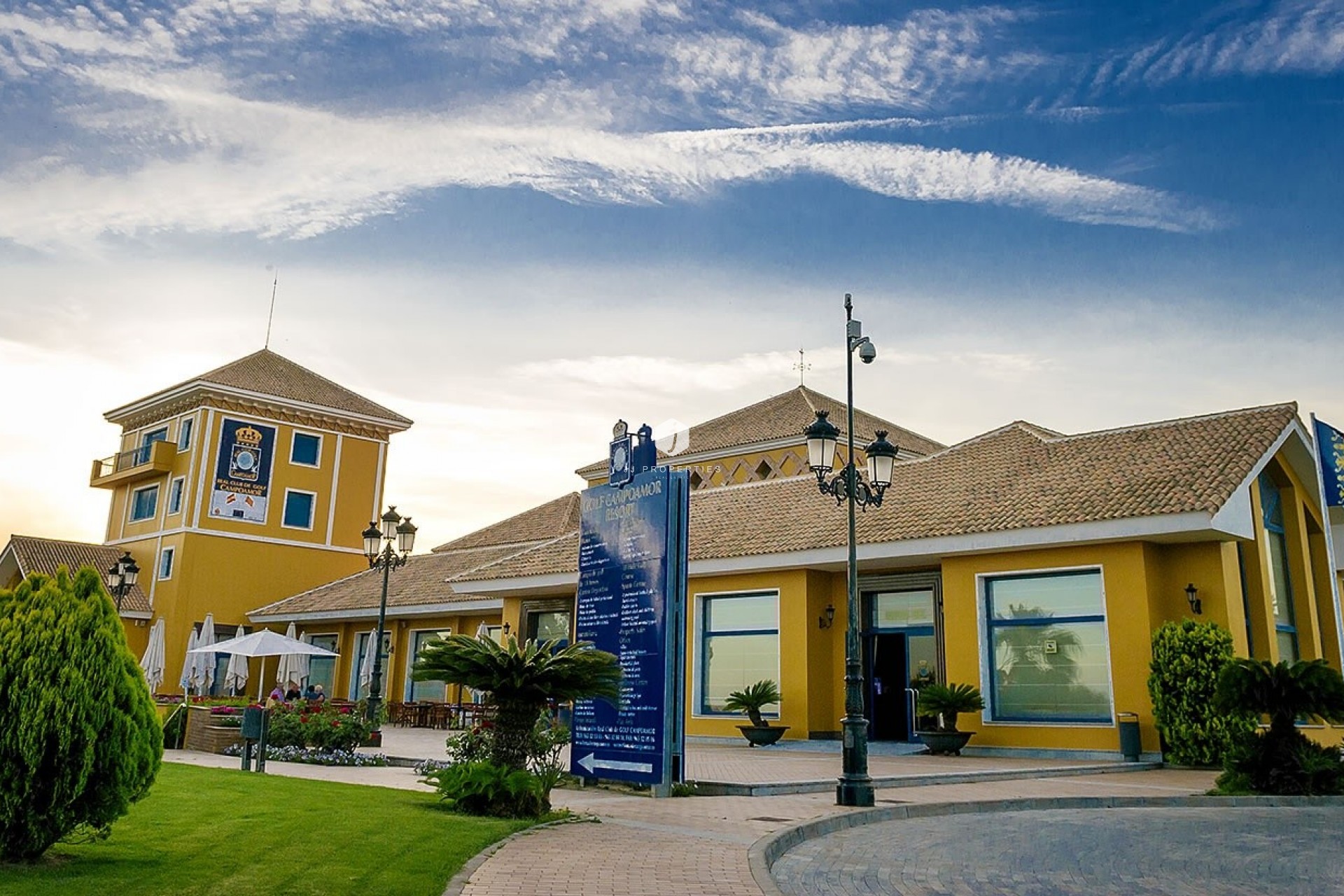 Z drugiej ręki - Mieszkanie w bloku -
Campoamor - Costa Blanca