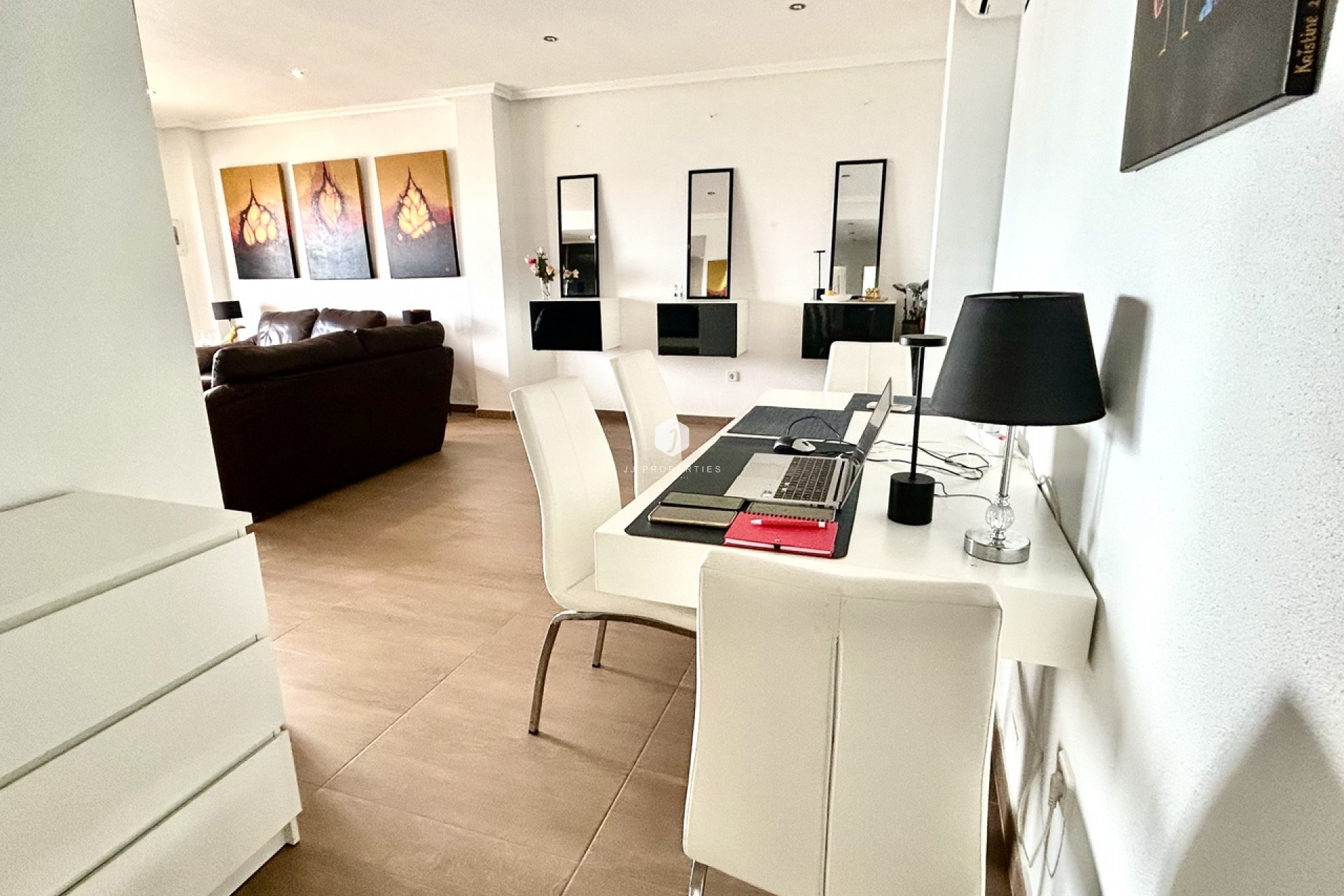 Z drugiej ręki - Mieszkanie w bloku -
Campoamor - Costa Blanca