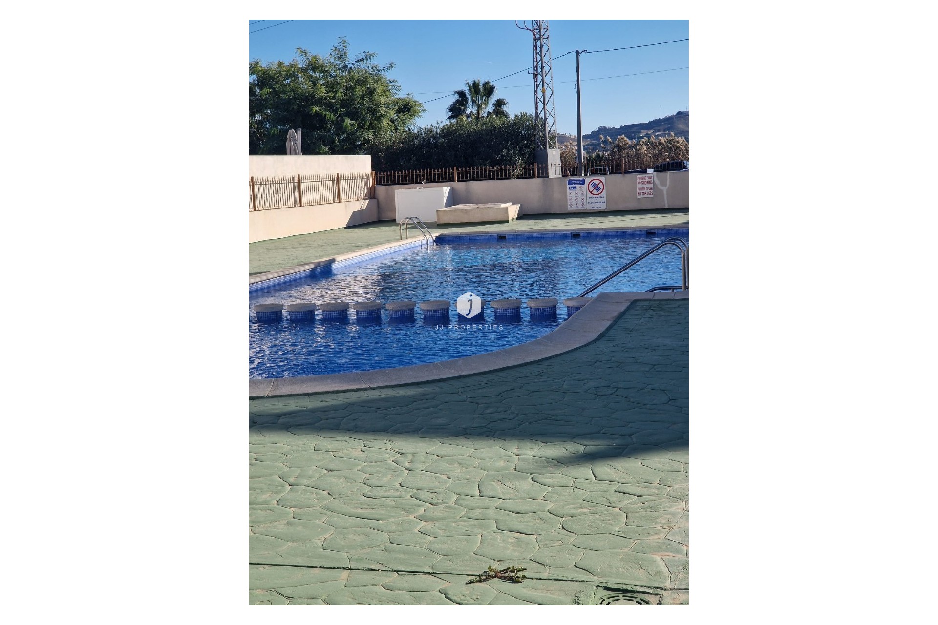 Z drugiej ręki - Mieszkanie w bloku -
Daya Vieja - Costa Blanca