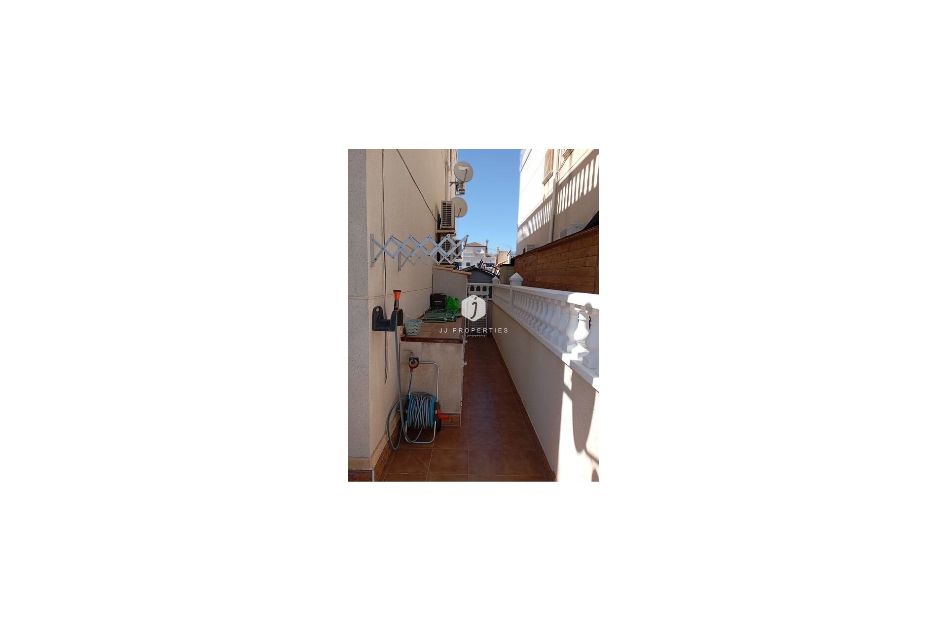 Z drugiej ręki - Mieszkanie w bloku -
Daya Vieja - Costa Blanca