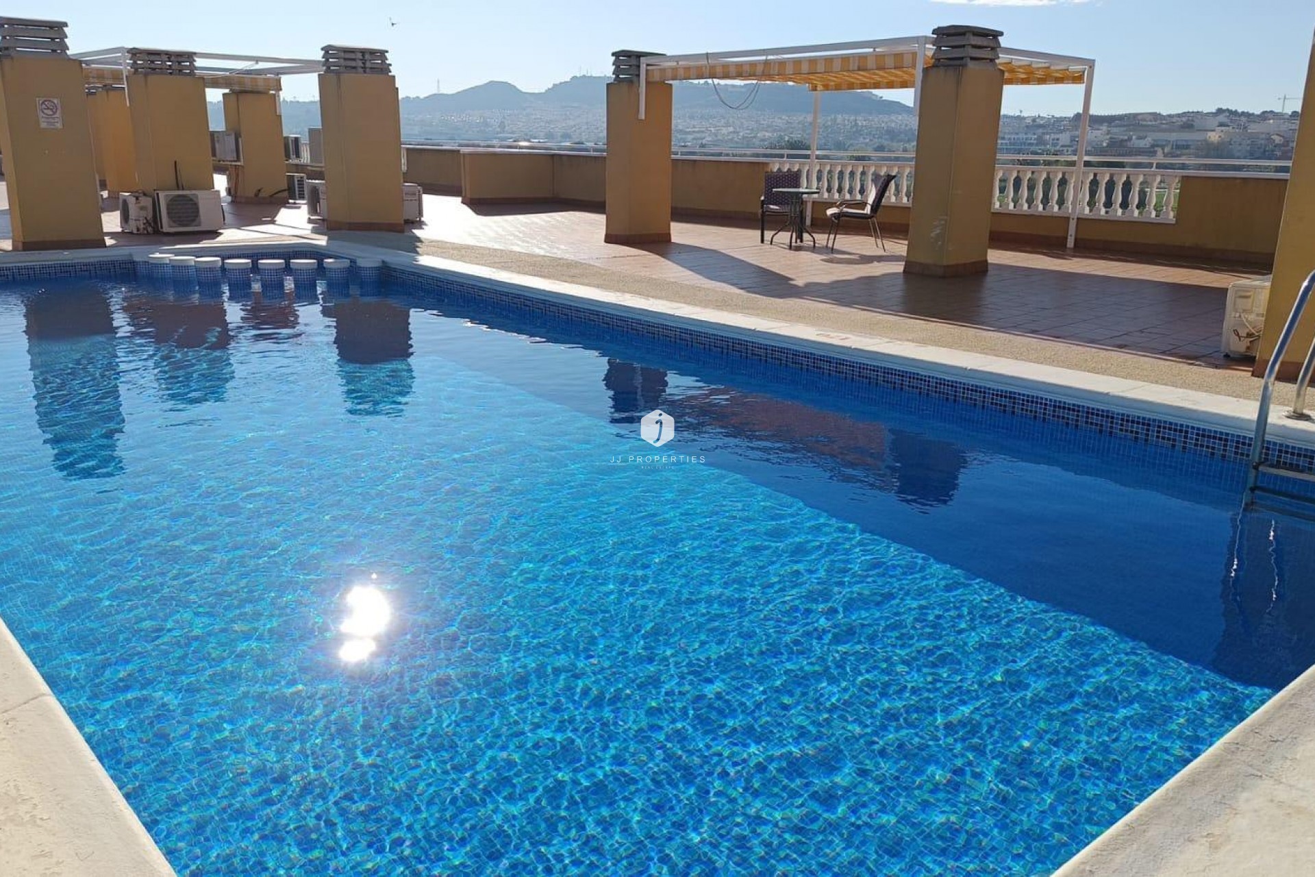 Z drugiej ręki - Mieszkanie w bloku -
Formentera del Segura