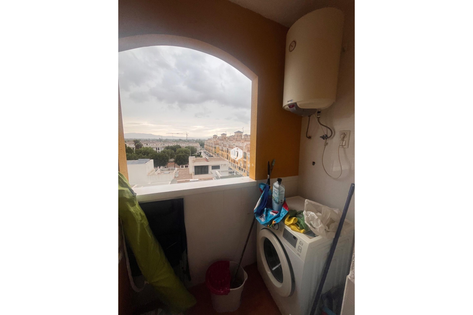 Z drugiej ręki - Mieszkanie w bloku -
Formentera del Segura