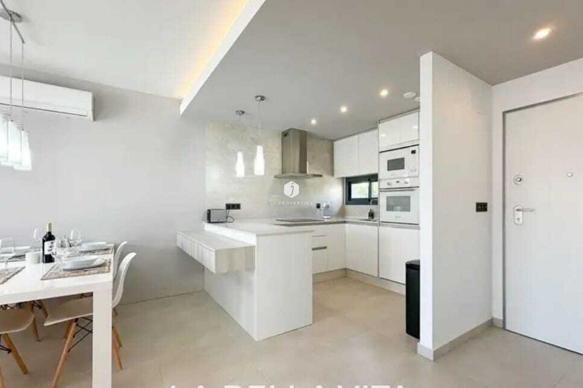 Z drugiej ręki - Mieszkanie w bloku -
Guardamar del Segura - Costa Blanca