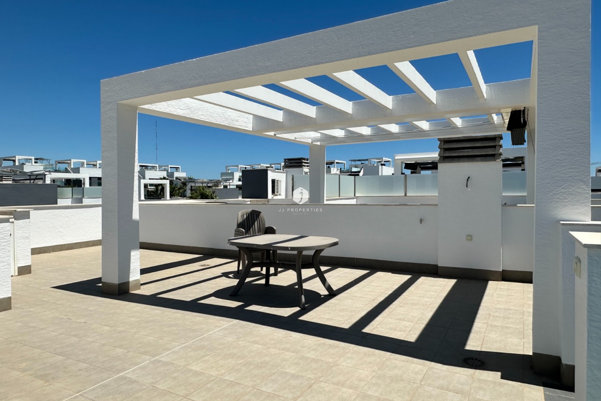 Z drugiej ręki - Mieszkanie w bloku -
Guardamar del Segura - Costa Blanca