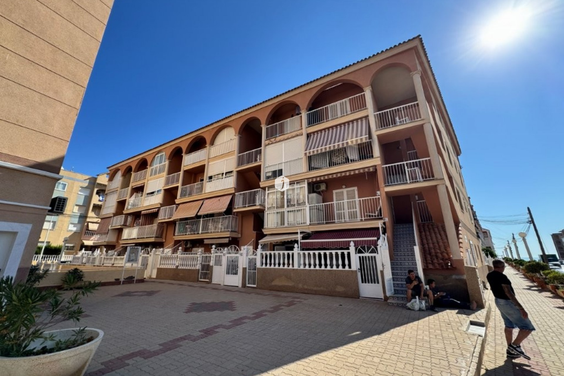 Z drugiej ręki - Mieszkanie w bloku -
La Mata - Costa Blanca
