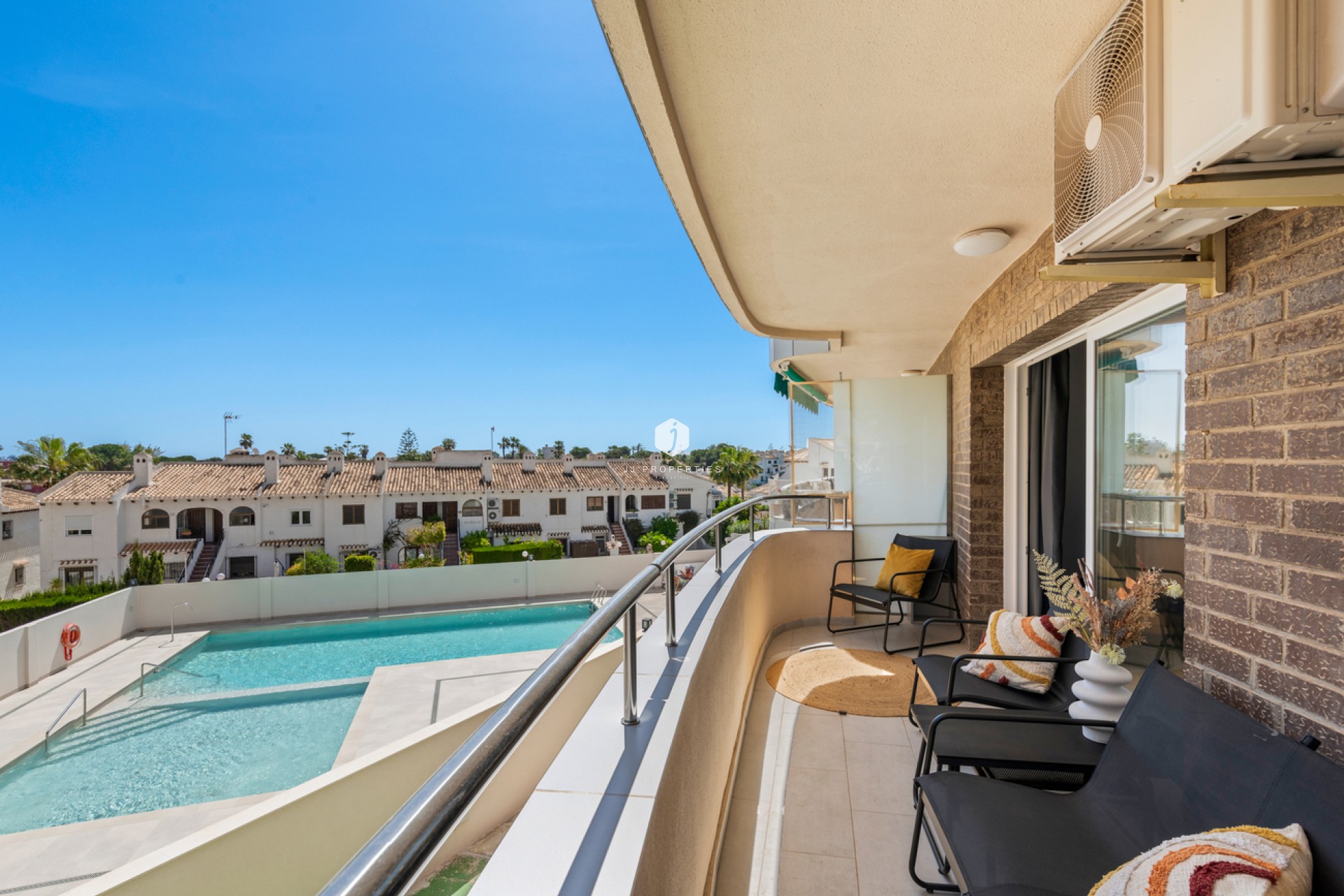 Z drugiej ręki - Mieszkanie w bloku -
La Zenia - Costa Blanca