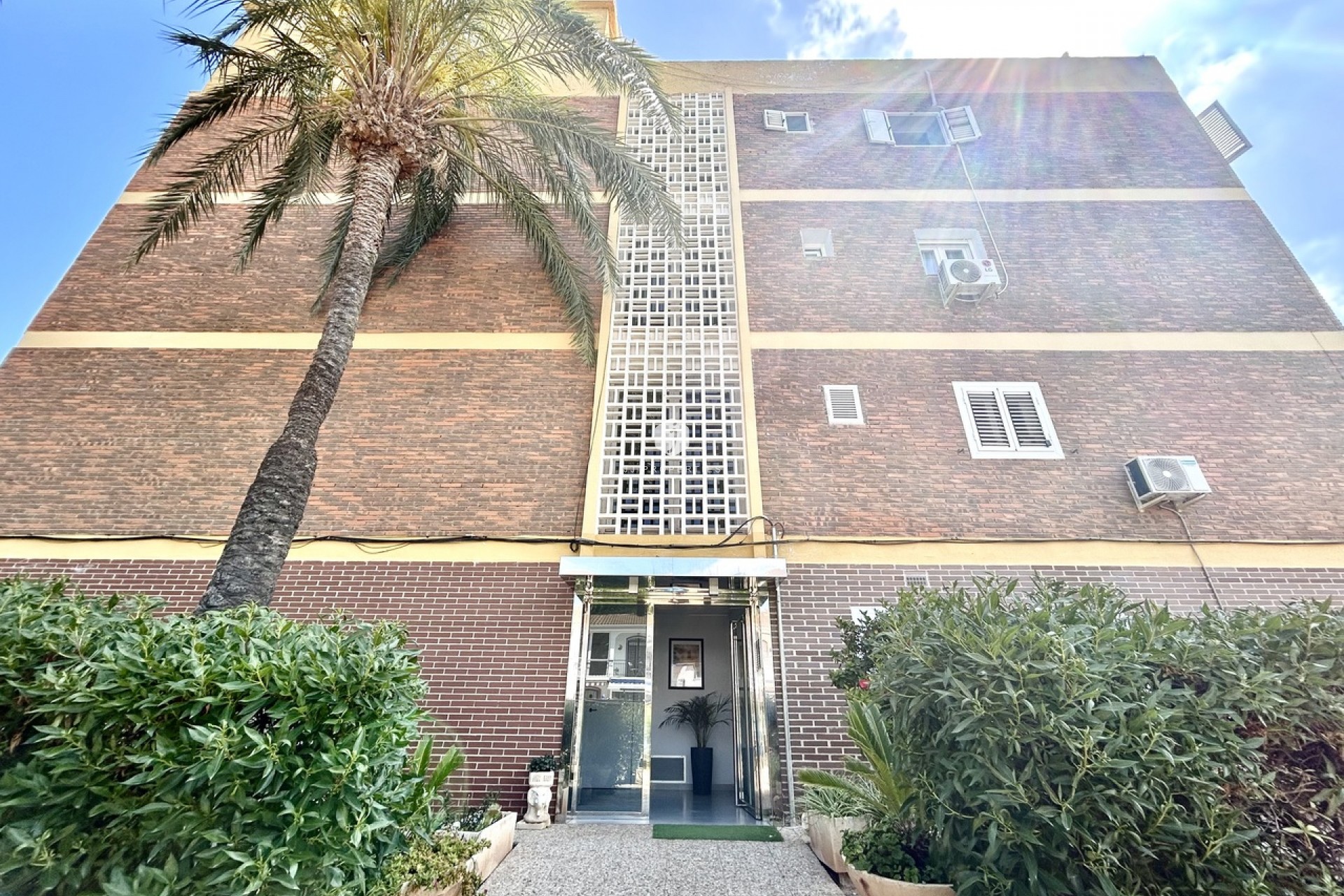 Z drugiej ręki - Mieszkanie w bloku -
La Zenia - Costa Blanca