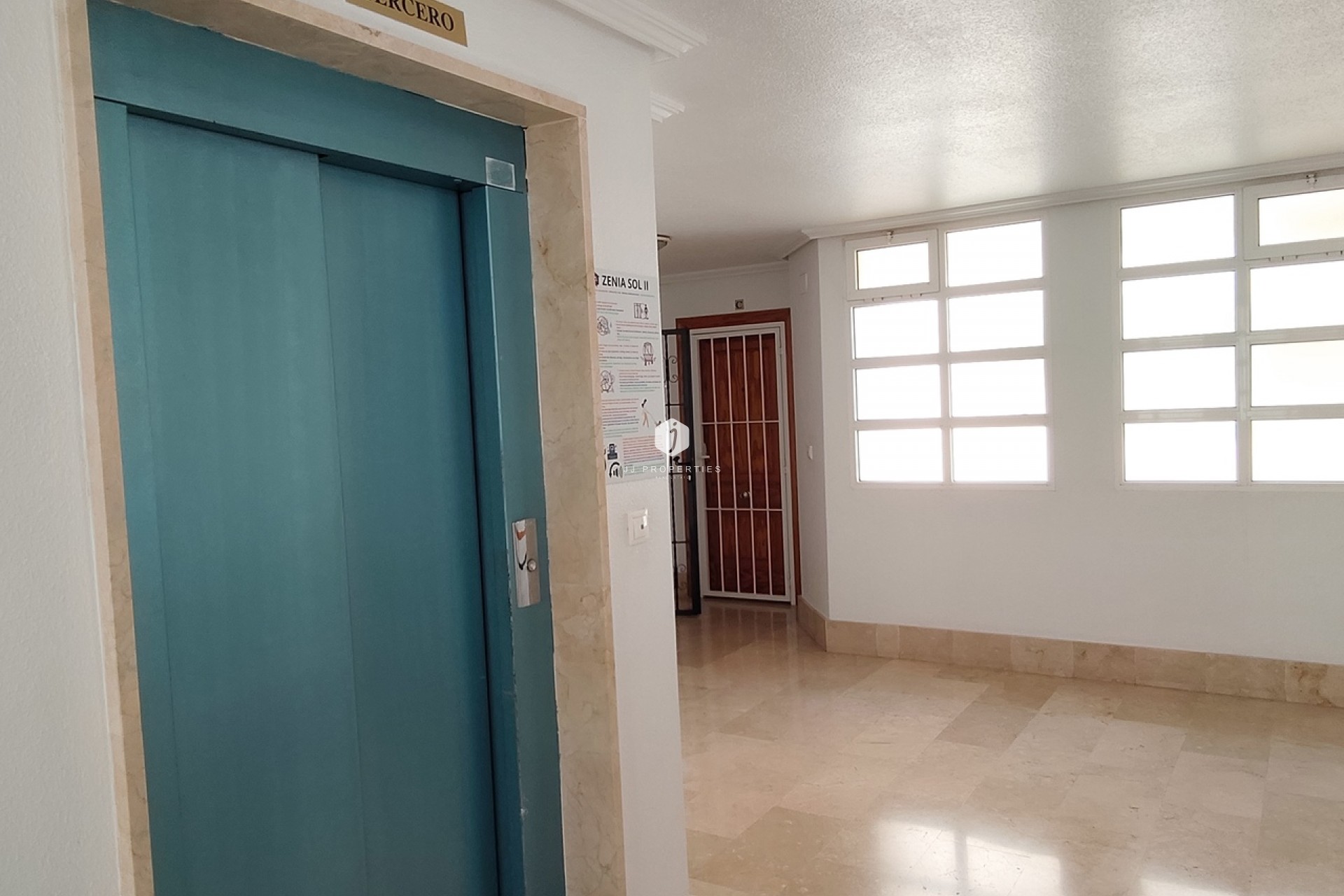 Z drugiej ręki - Mieszkanie w bloku -
La Zenia - Costa Blanca