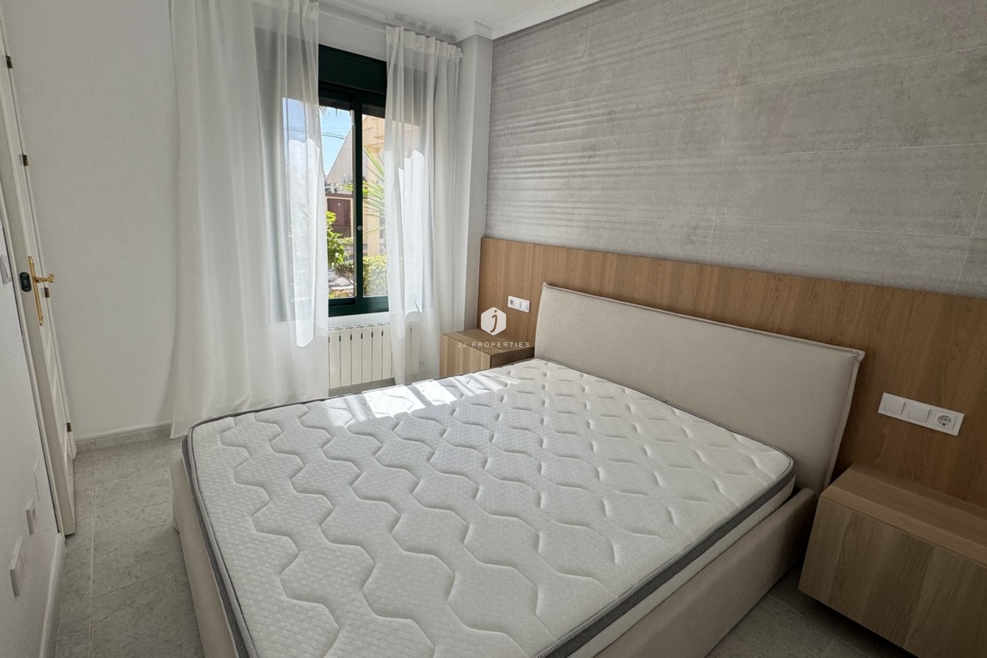 Z drugiej ręki - Mieszkanie w bloku -
Lomas De Campoamor - Costa Blanca