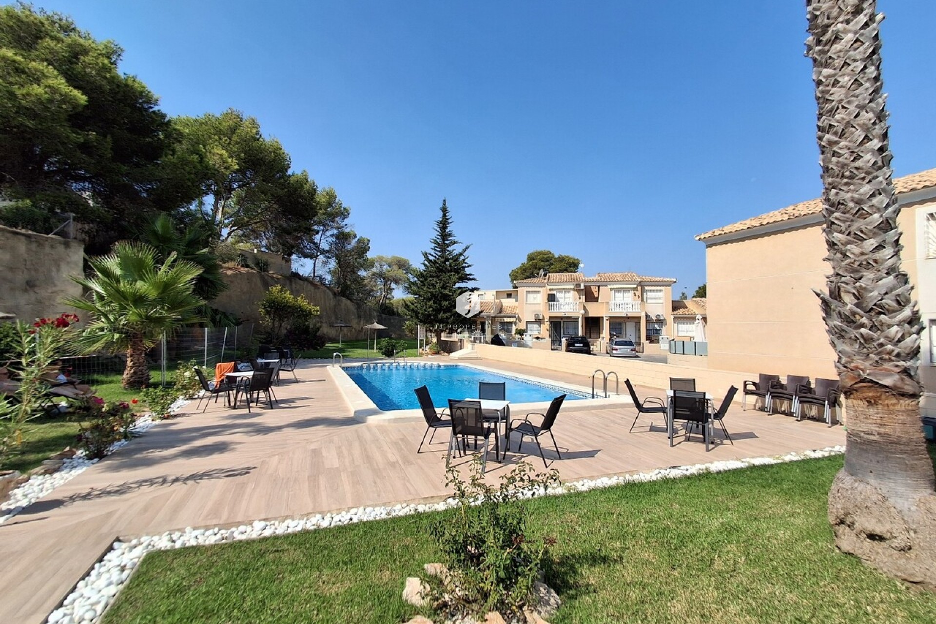 Z drugiej ręki - Mieszkanie w bloku -
Los Balcones - Costa Blanca