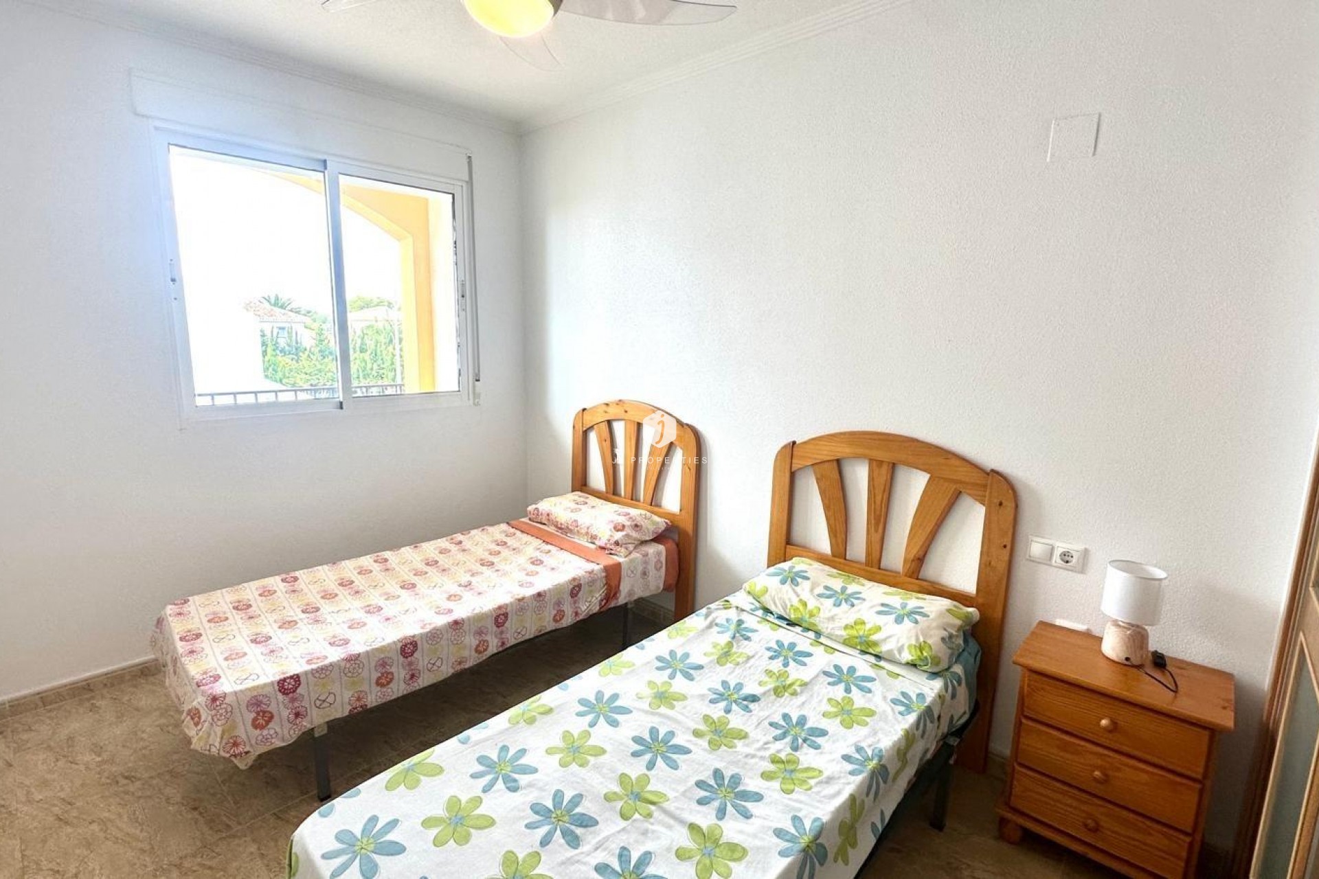 Z drugiej ręki - Mieszkanie w bloku -
Orihuela Costa - Altos De Campoamor