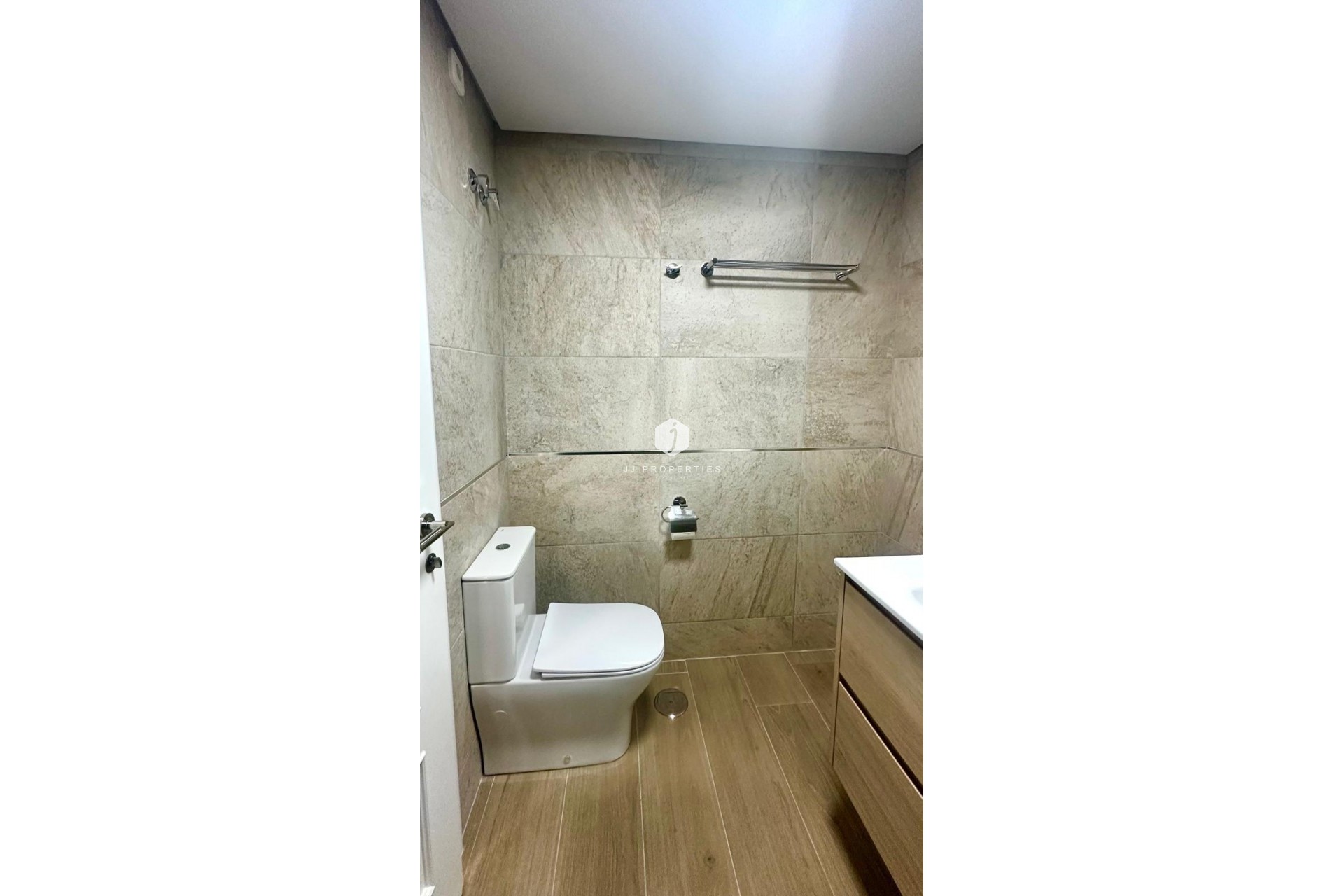 Z drugiej ręki - Mieszkanie w bloku -
Orihuela Costa - Campoamor