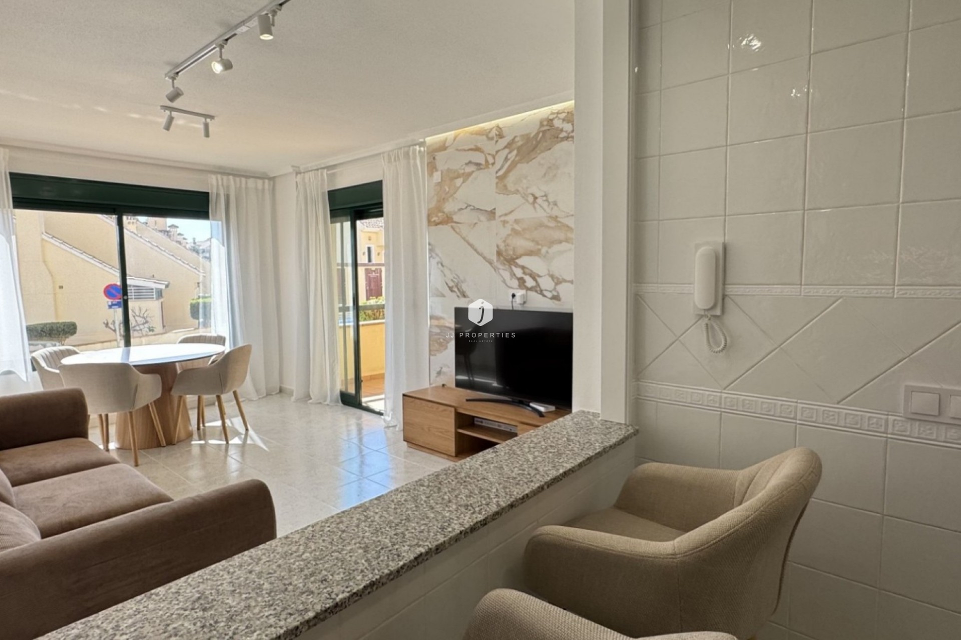 Z drugiej ręki - Mieszkanie w bloku -
Orihuela Costa - Costa Blanca