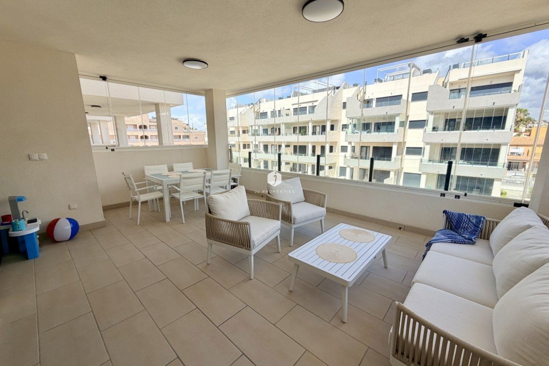 Z drugiej ręki - Mieszkanie w bloku -
Orihuela Costa - Costa Blanca