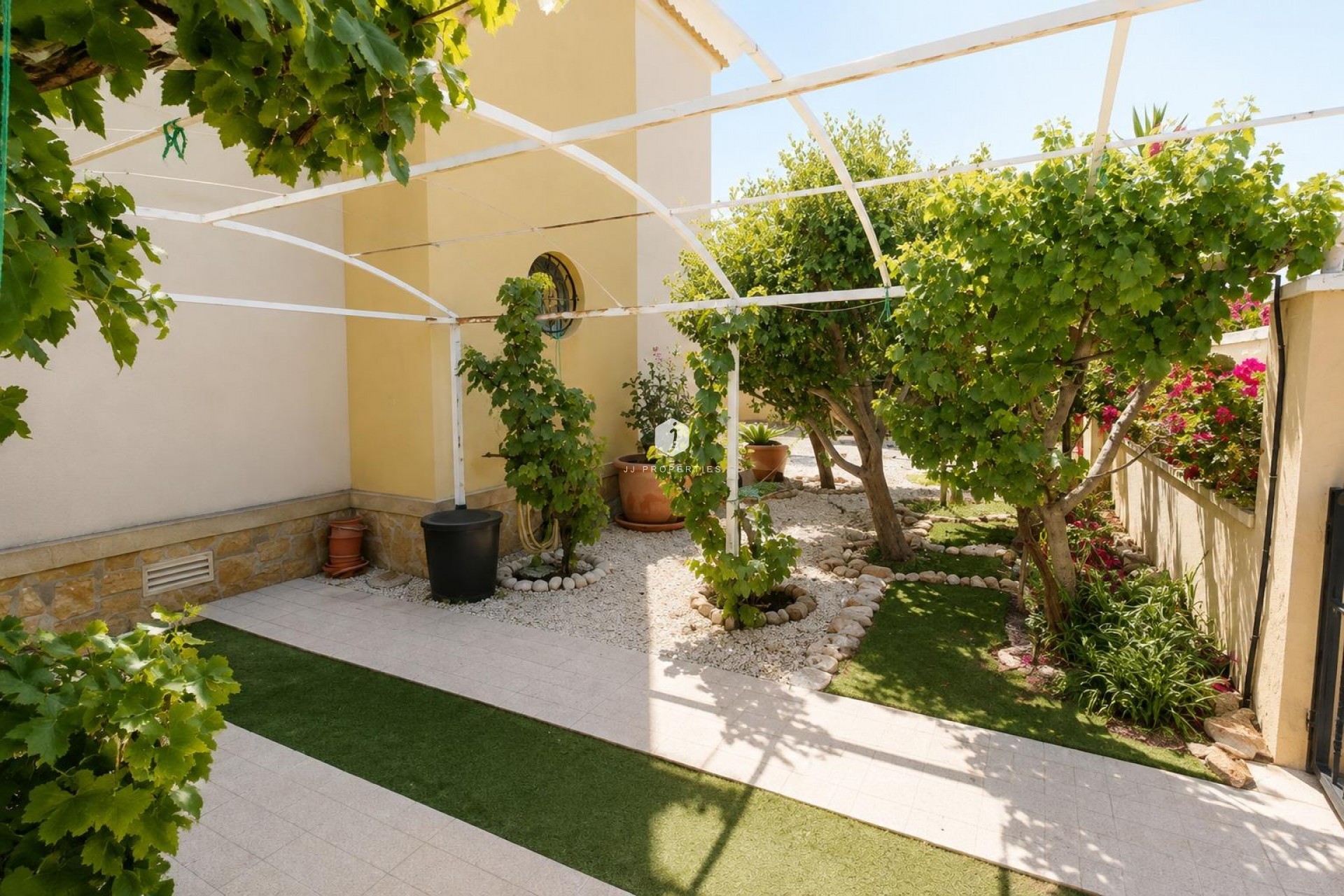 Z drugiej ręki - Mieszkanie w bloku -
Orihuela Costa - Costa Blanca