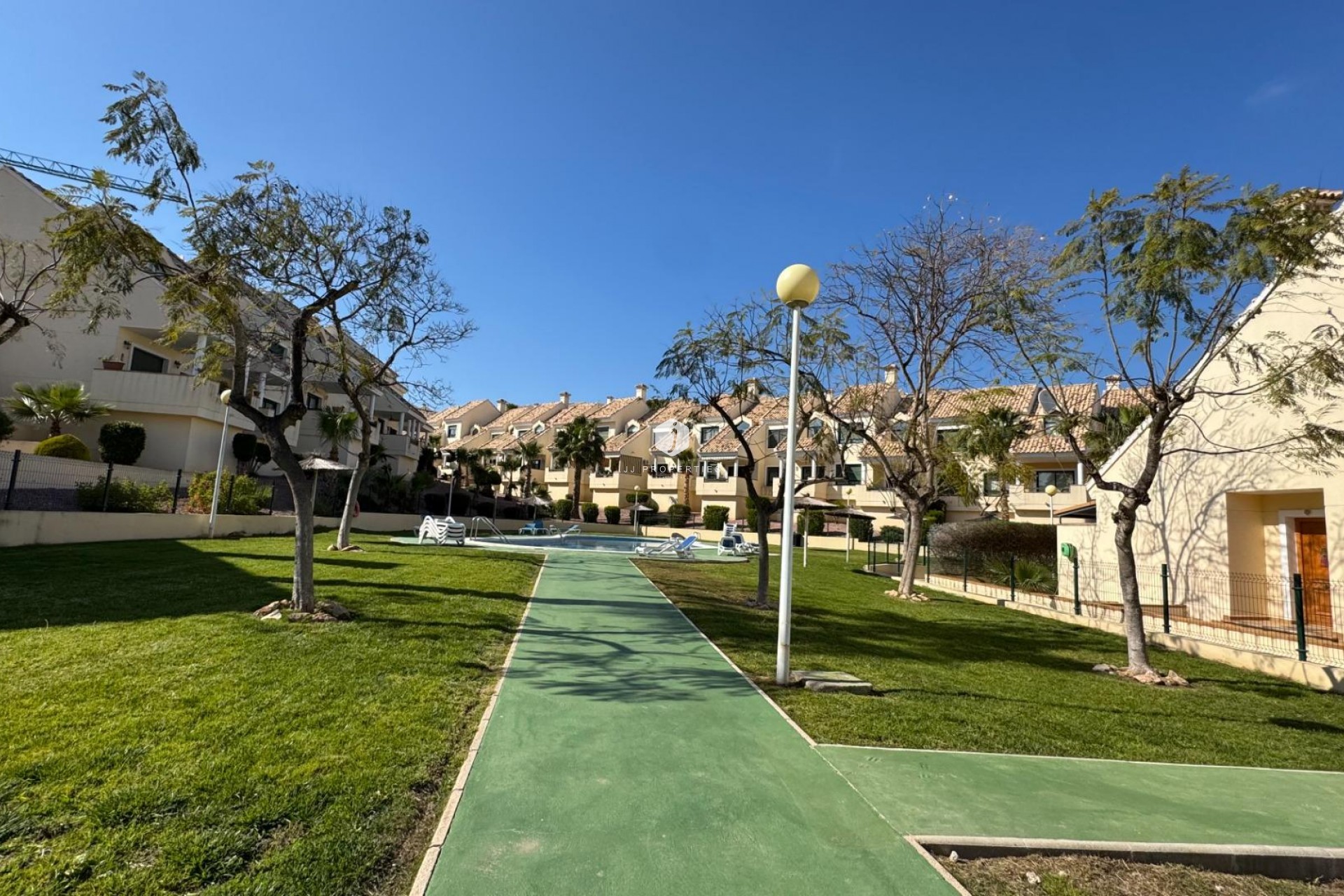 Z drugiej ręki - Mieszkanie w bloku -
Orihuela Costa - Villamartín-las Filipinas