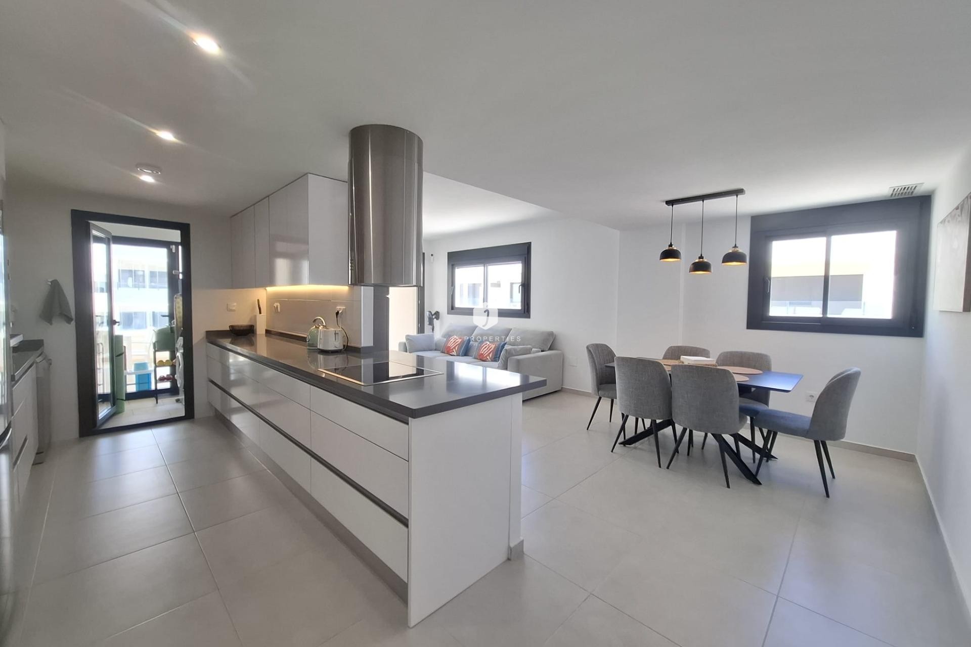 Z drugiej ręki - Mieszkanie w bloku -
Orihuela Costa - Villamartín