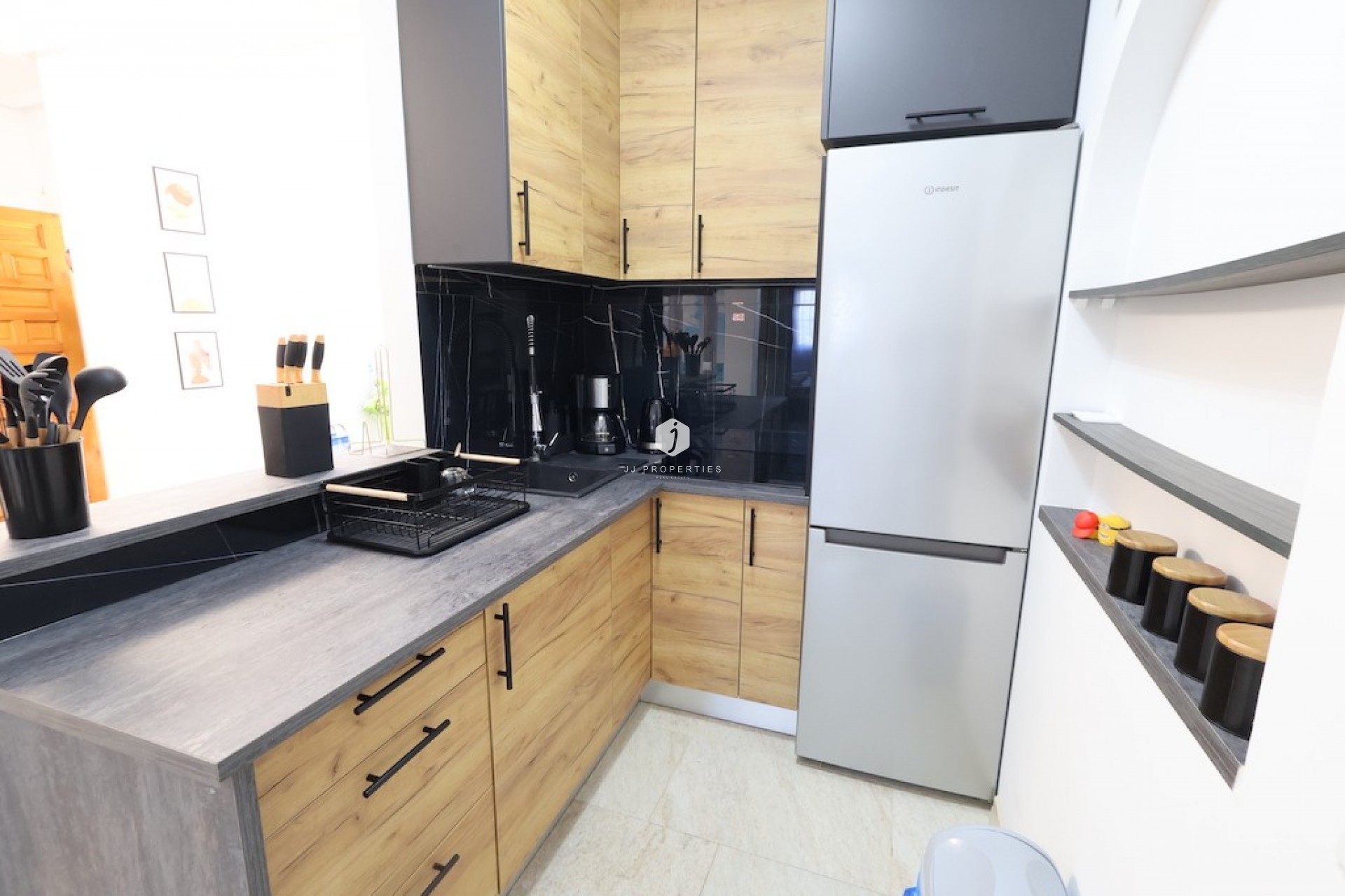 Z drugiej ręki - Mieszkanie w bloku -
Playa Del Acequion - Costa Blanca