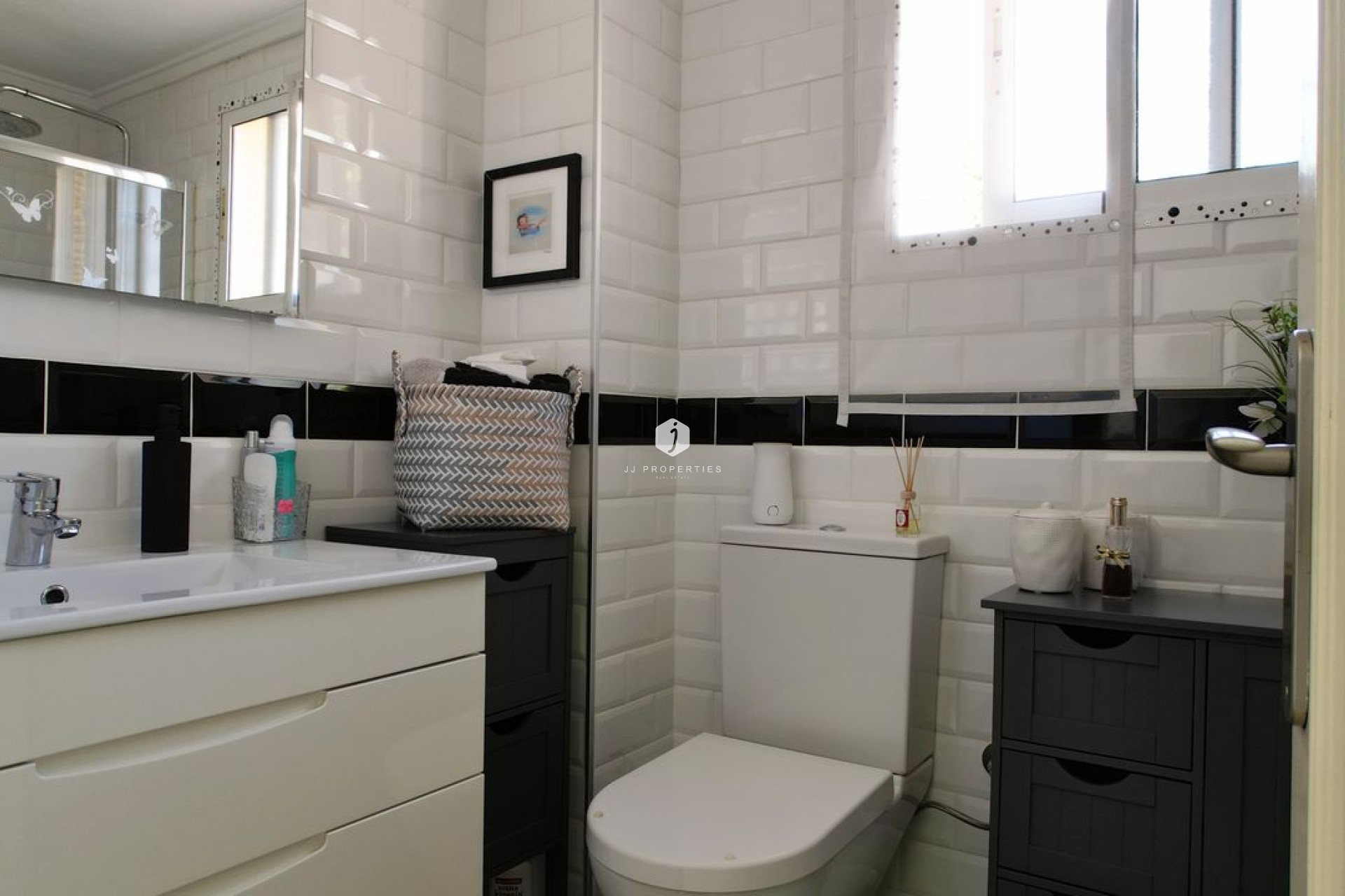 Z drugiej ręki - Mieszkanie w bloku -
Rojales - Inland