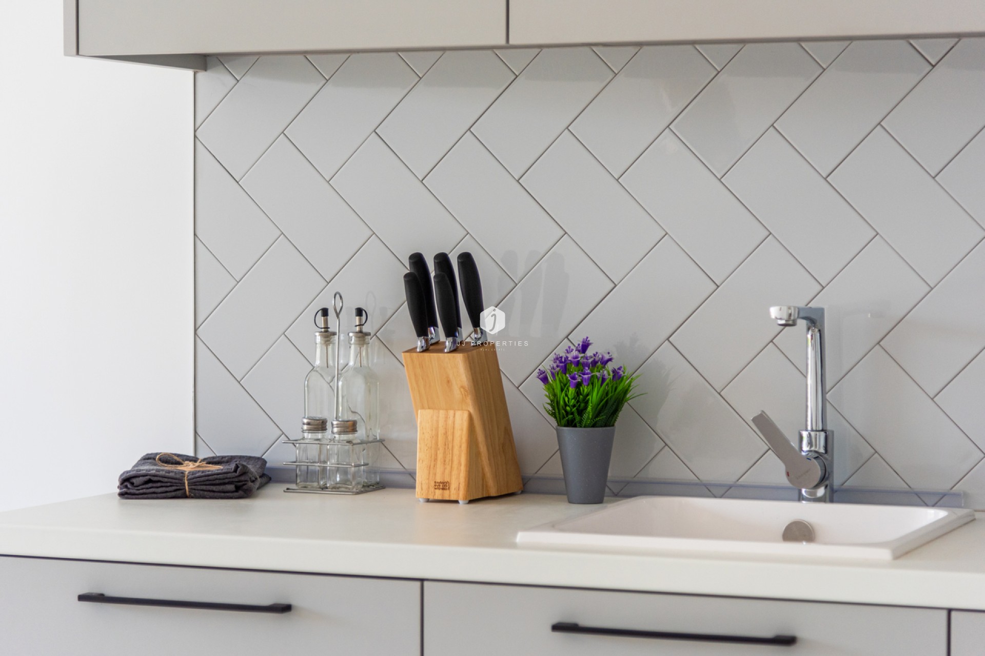 Z drugiej ręki - Mieszkanie w bloku -
San Miguel de Salinas - Inland