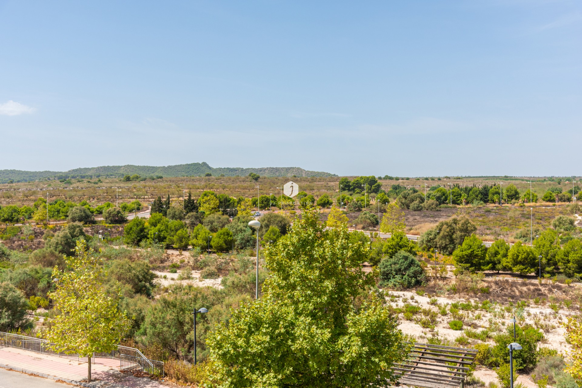 Z drugiej ręki - Mieszkanie w bloku -
San Miguel de Salinas - Inland