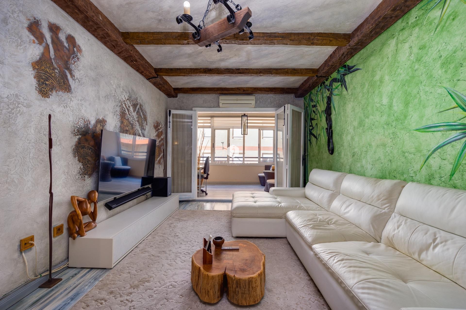 Z drugiej ręki - Mieszkanie w bloku -
Torrevieja - Acequion