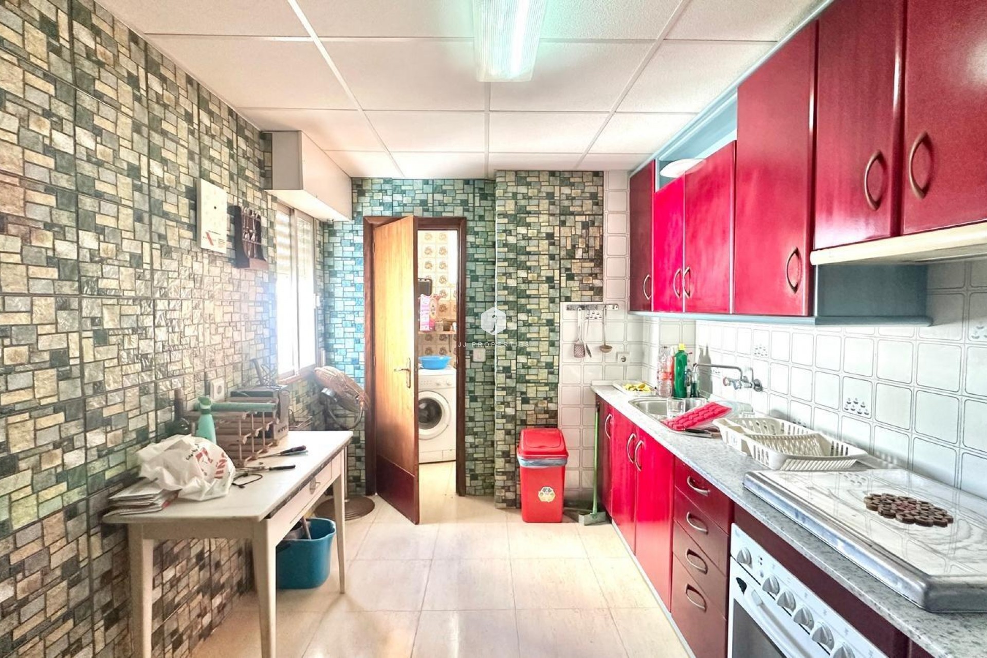 Z drugiej ręki - Mieszkanie w bloku -
Torrevieja - Acequion