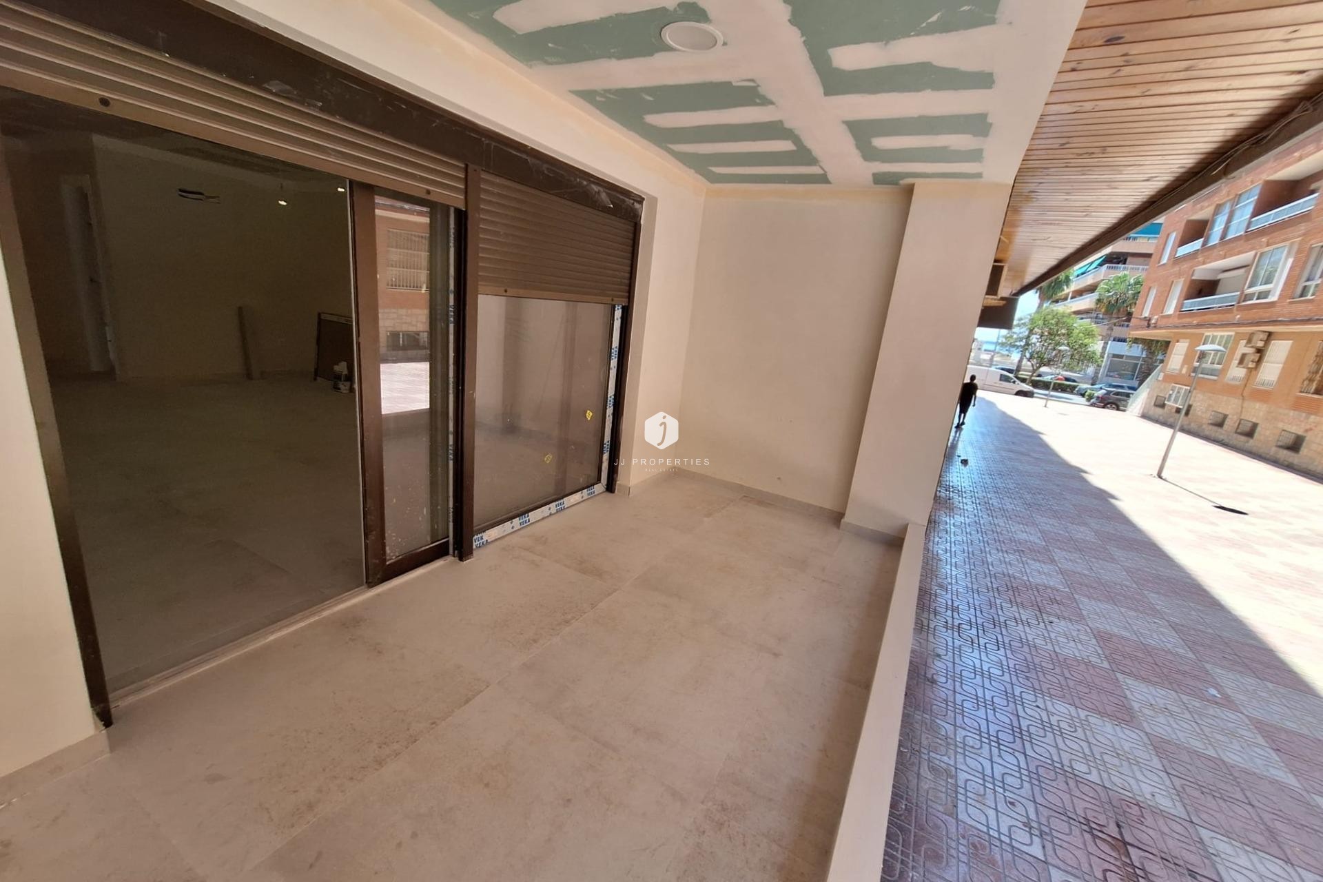 Z drugiej ręki - Mieszkanie w bloku -
Torrevieja - Acequion