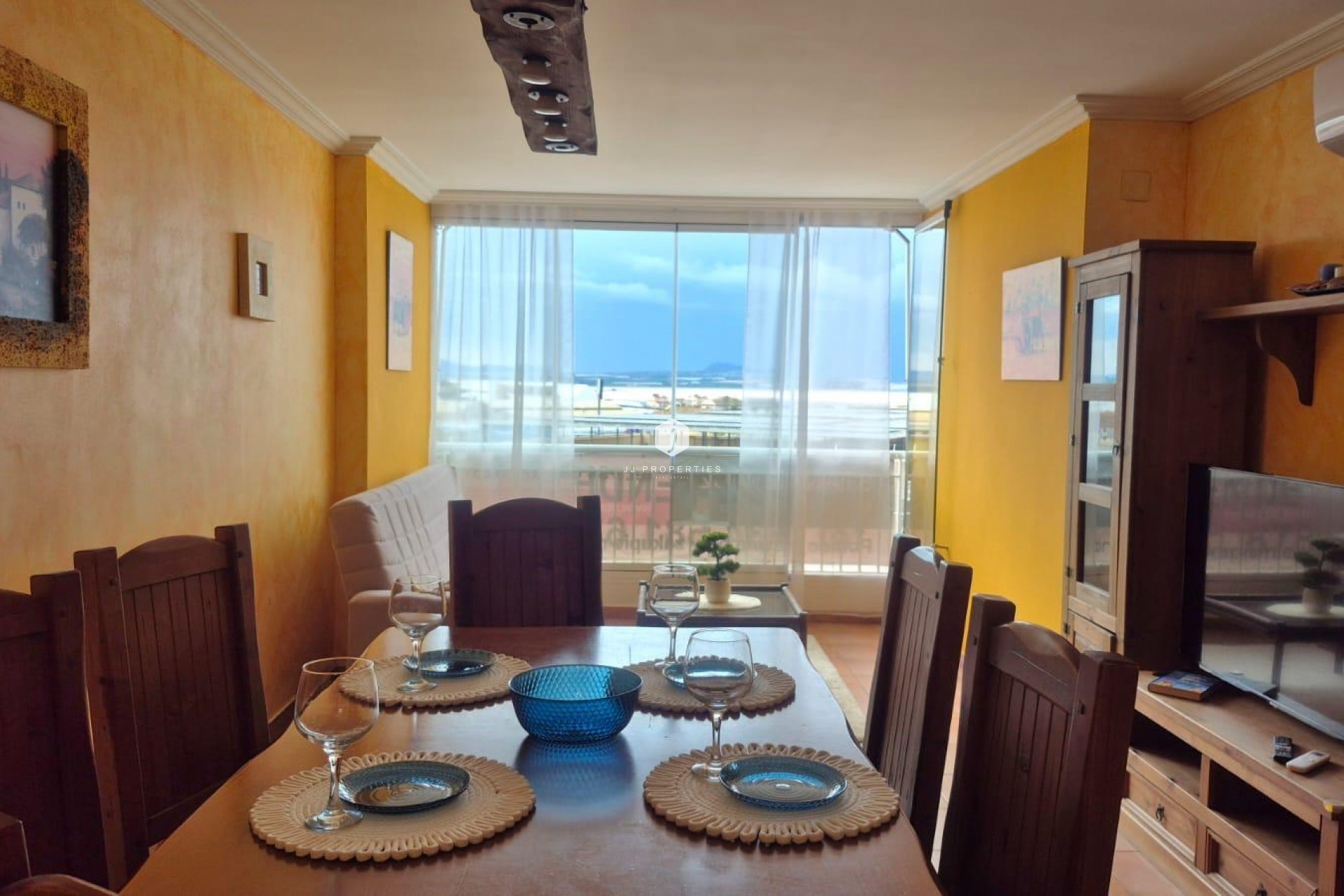 Z drugiej ręki - Mieszkanie w bloku -
Torrevieja - Acequion