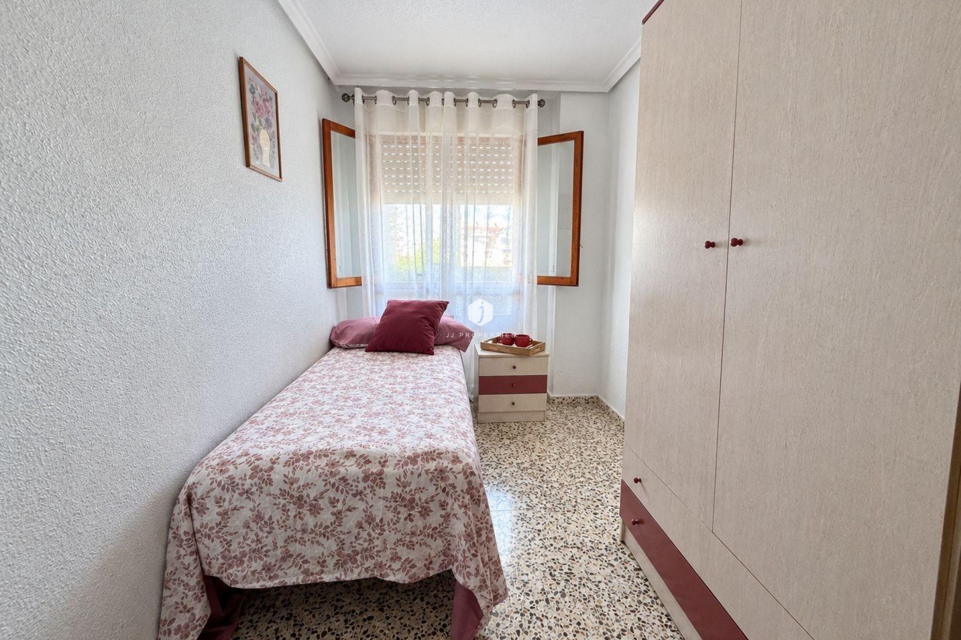 Z drugiej ręki - Mieszkanie w bloku -
Torrevieja - Acequion