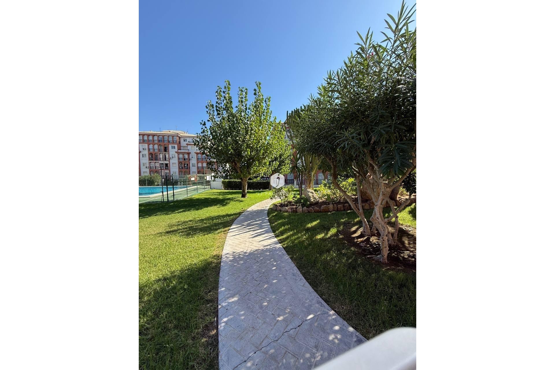 Z drugiej ręki - Mieszkanie w bloku -
Torrevieja - Aguas Nuevas 2