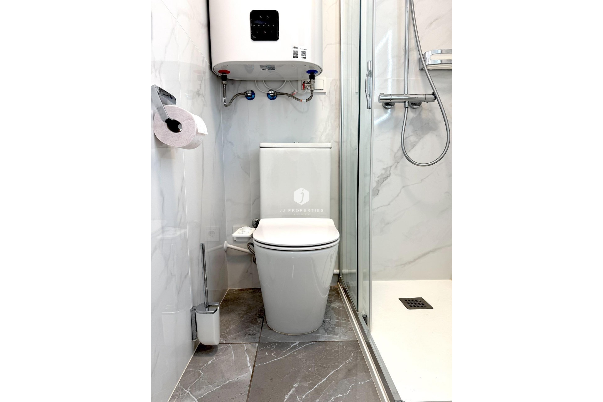 Z drugiej ręki - Mieszkanie w bloku -
Torrevieja - Cabo cervera