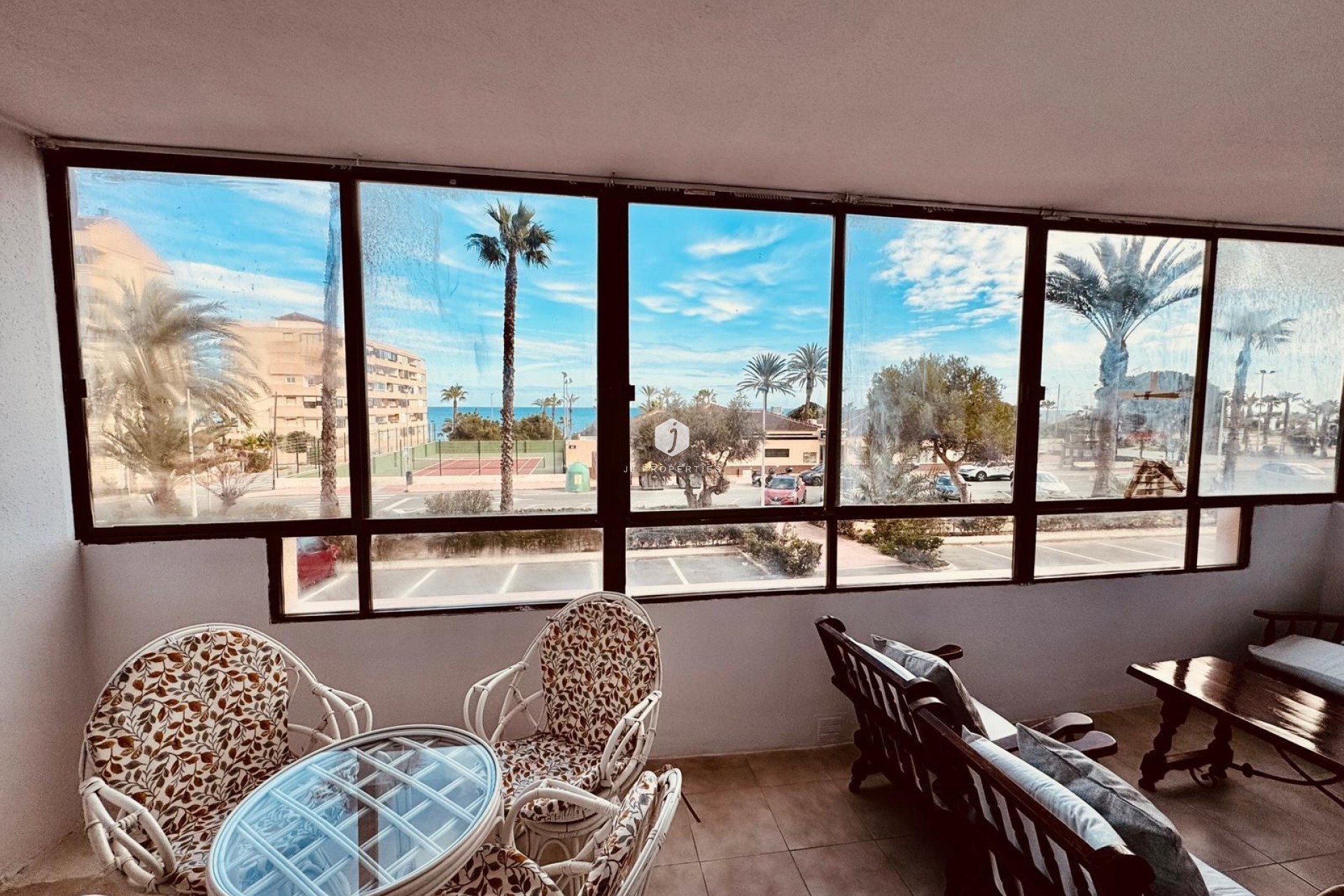 Z drugiej ręki - Mieszkanie w bloku -
Torrevieja - Cabo cervera