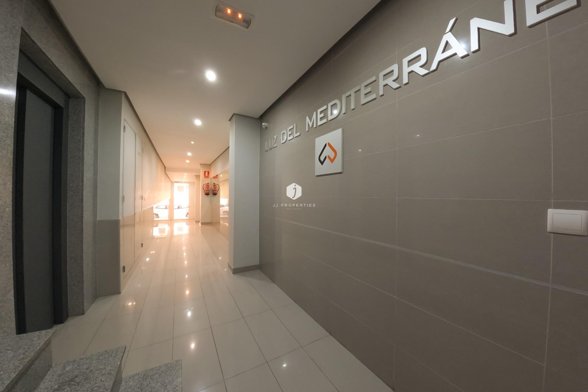 Z drugiej ręki - Mieszkanie w bloku -
Torrevieja - Cala Del Palangre