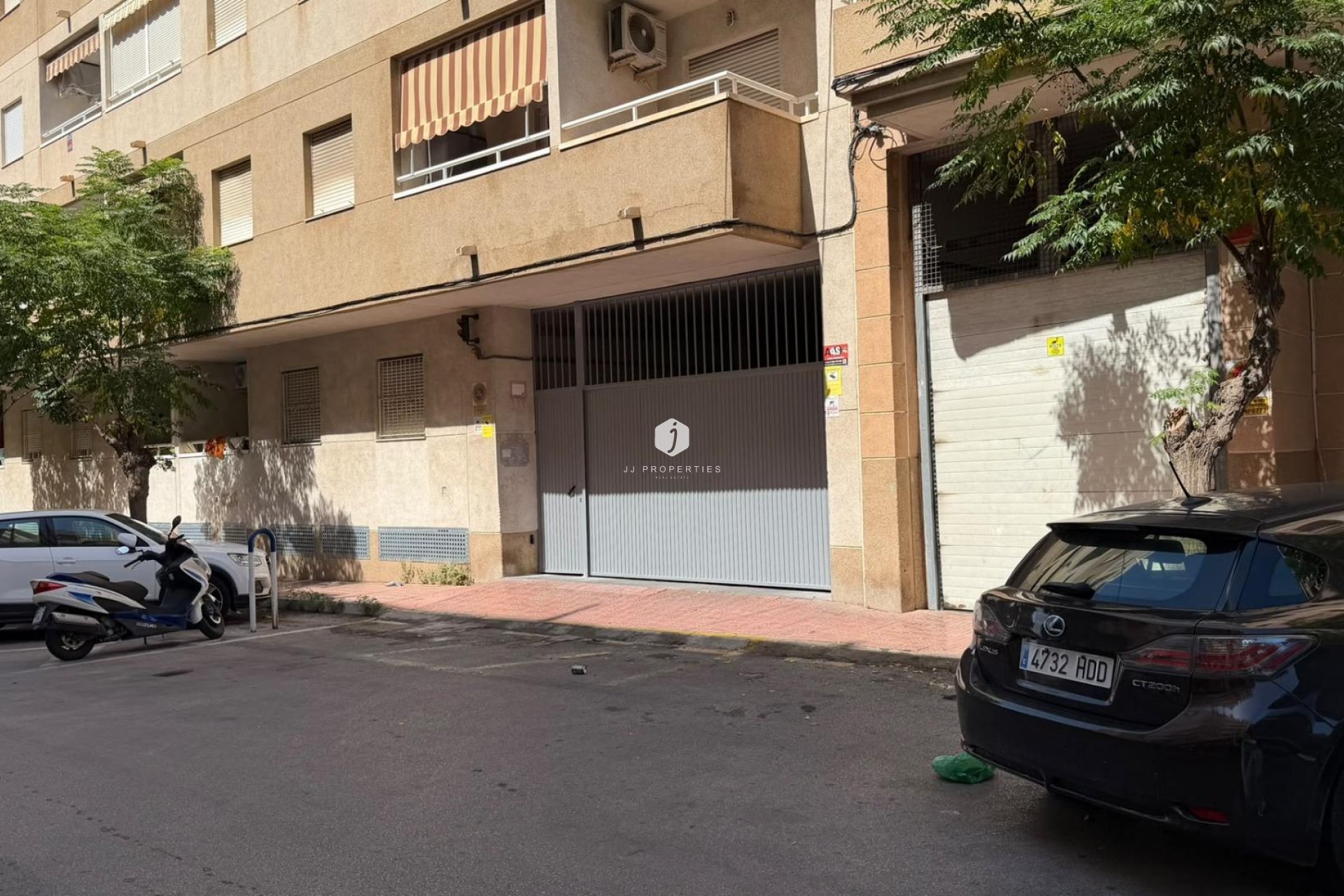 Z drugiej ręki - Mieszkanie w bloku -
Torrevieja - Centro - Muelle Pesquero