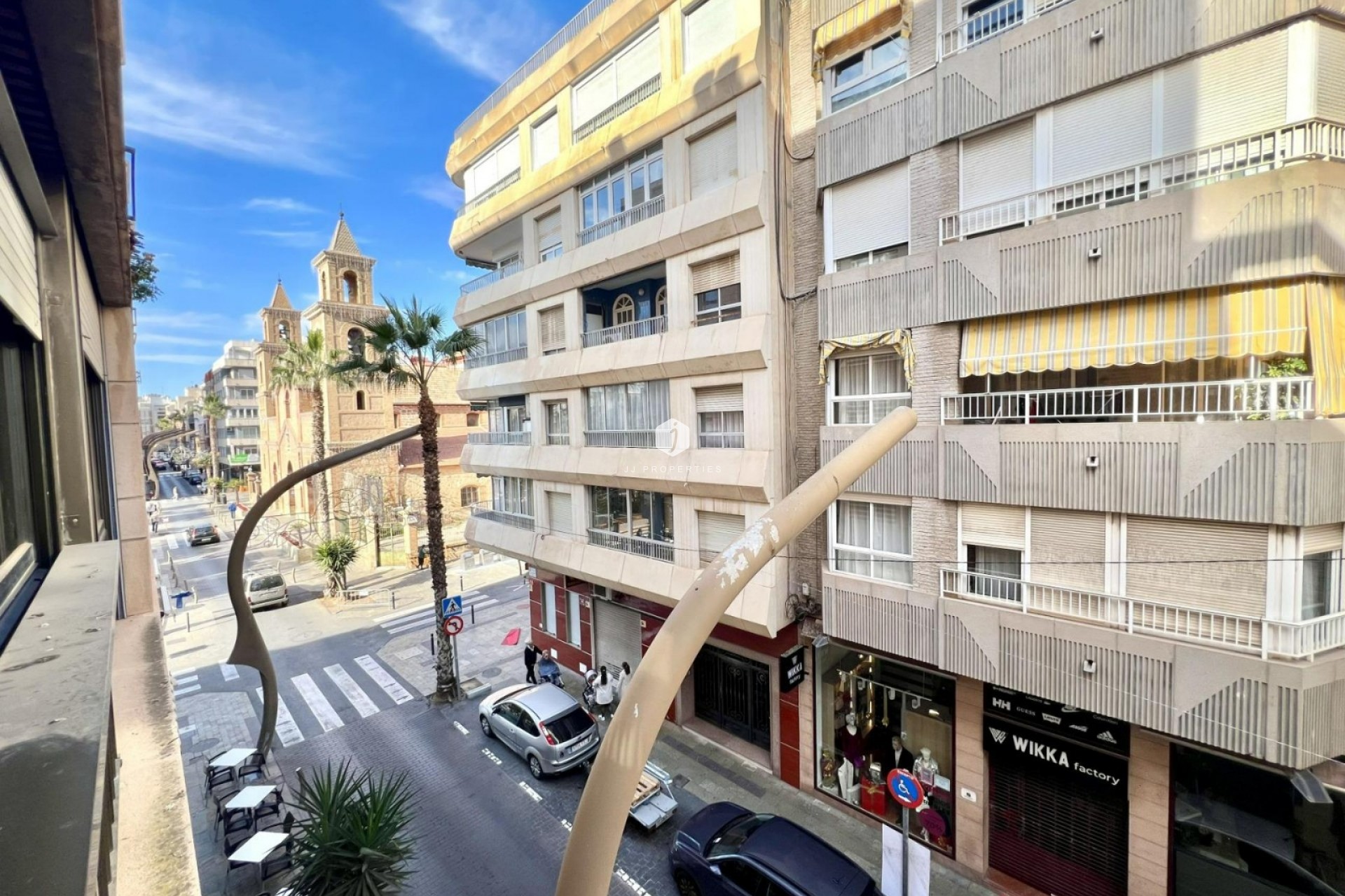 Z drugiej ręki - Mieszkanie w bloku -
Torrevieja - Centro